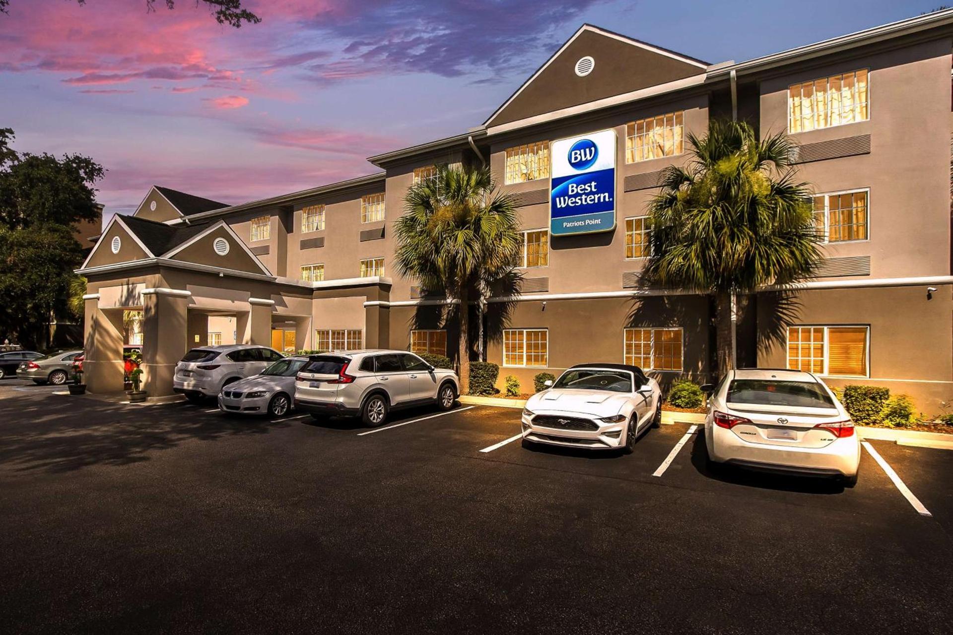 Best Western Patriots Point photo 1