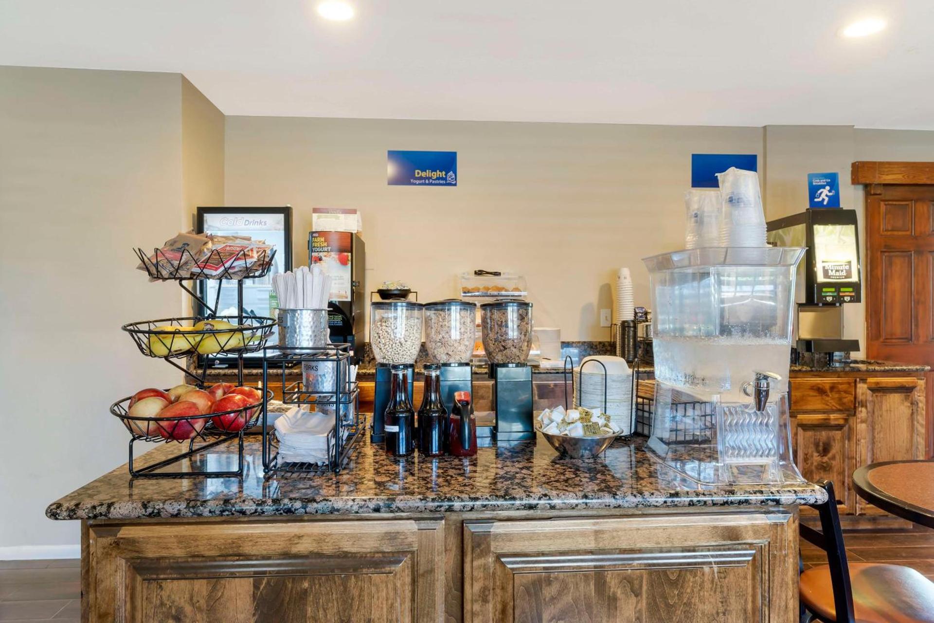 Sonoma Winegrower's Inn photo 16