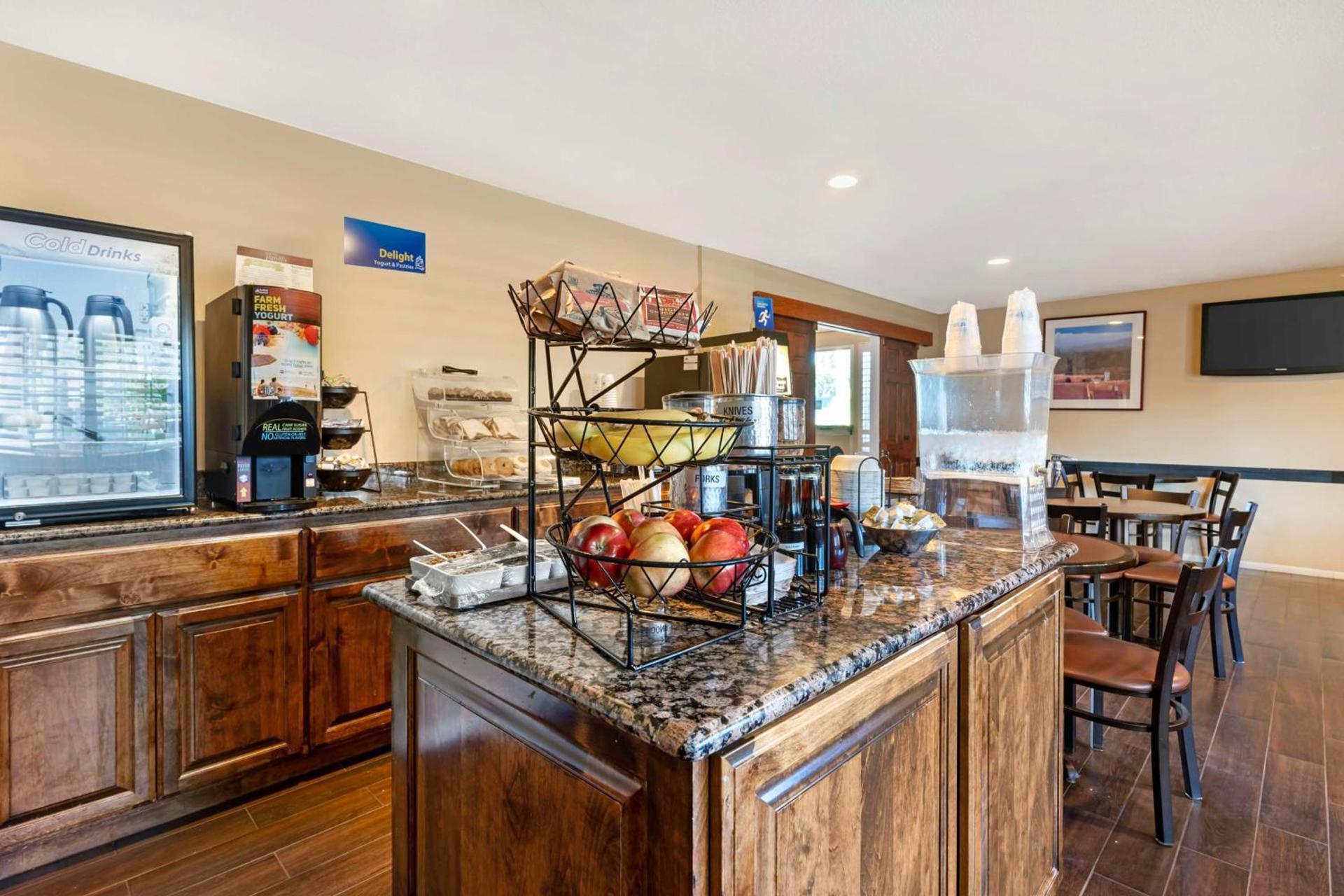 Sonoma Winegrower's Inn photo 4