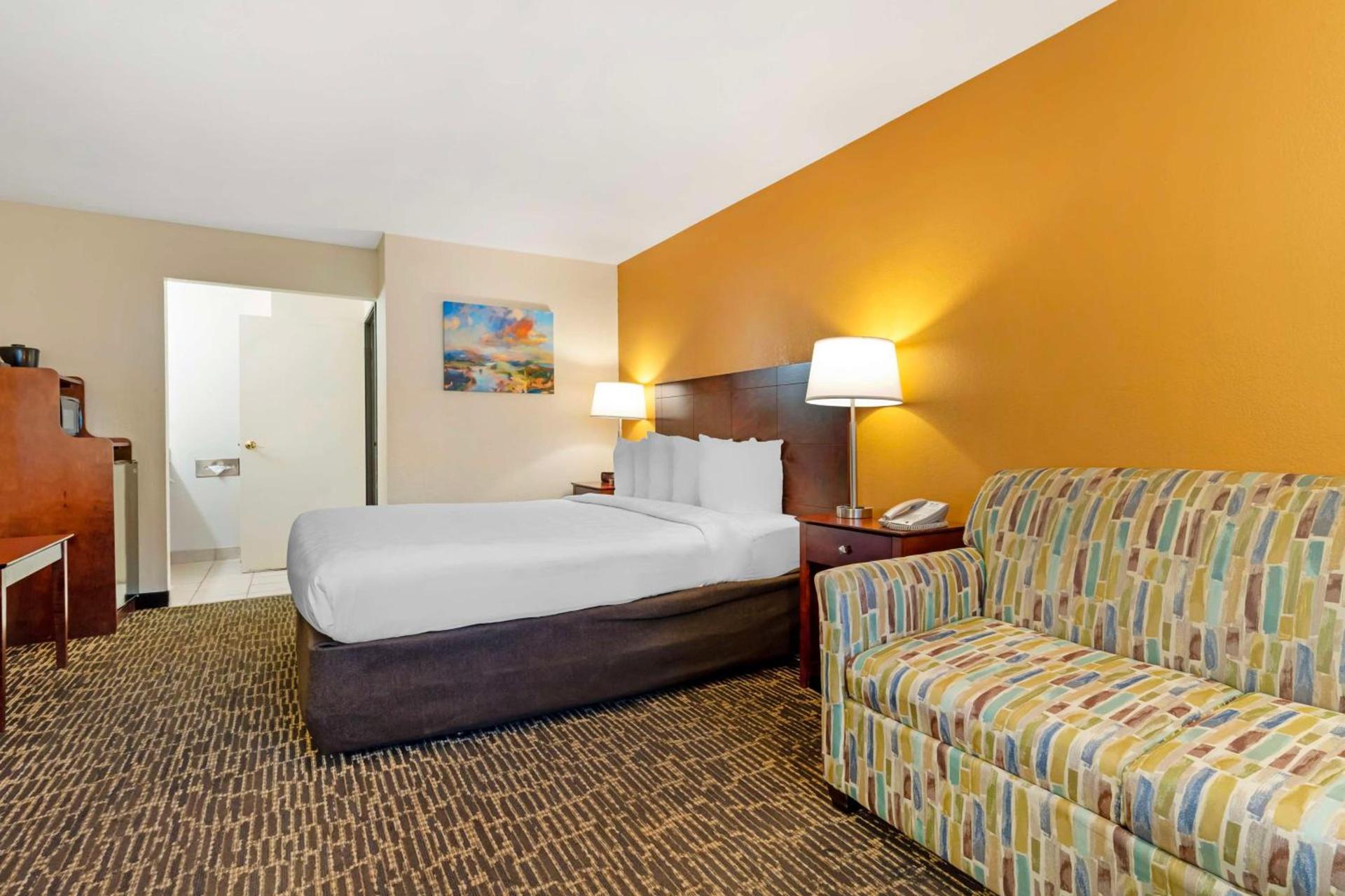 Sonoma Winegrower's Inn photo 18