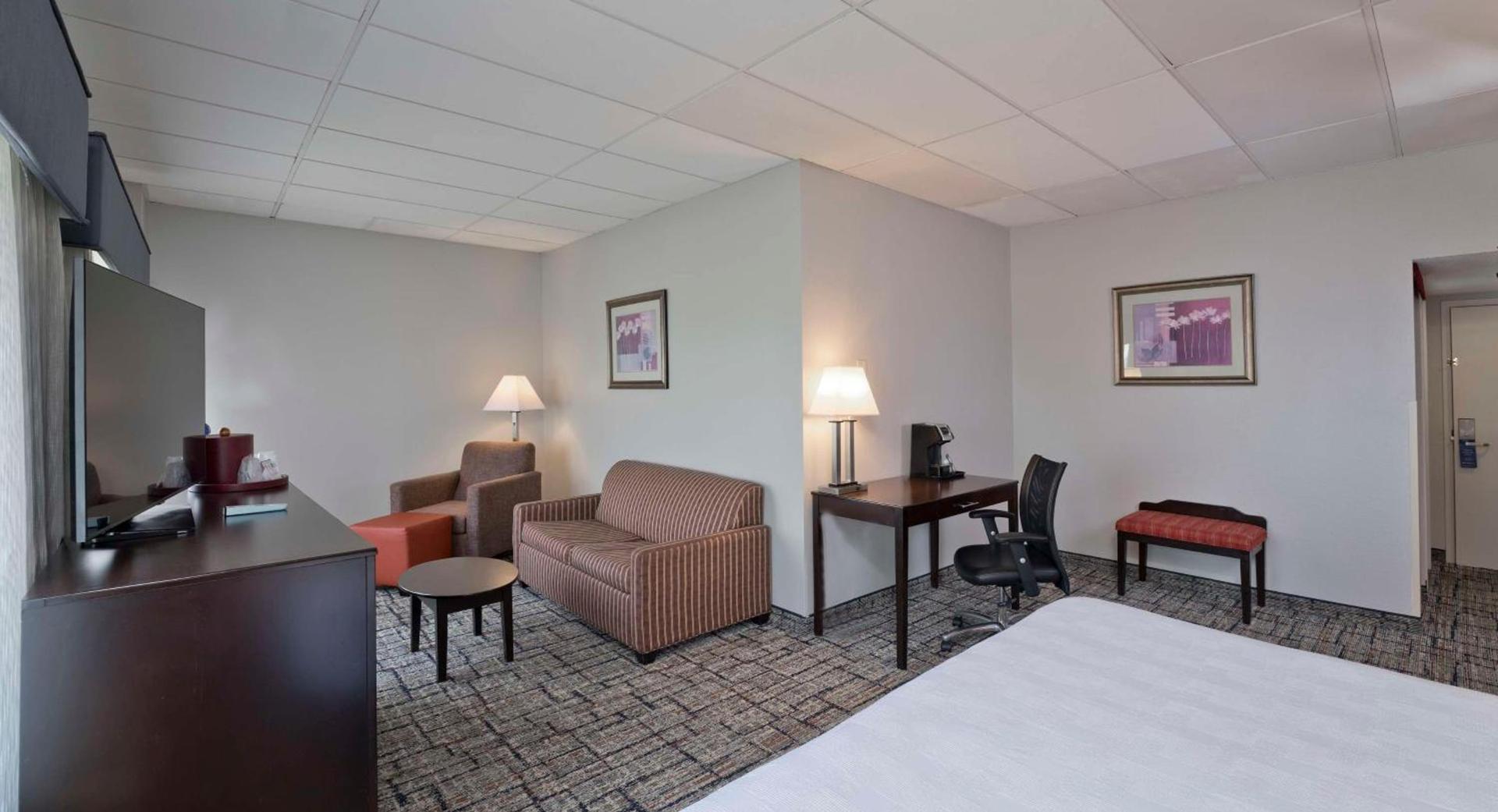 Best Western Plus Hotel & Conference Center photo 13