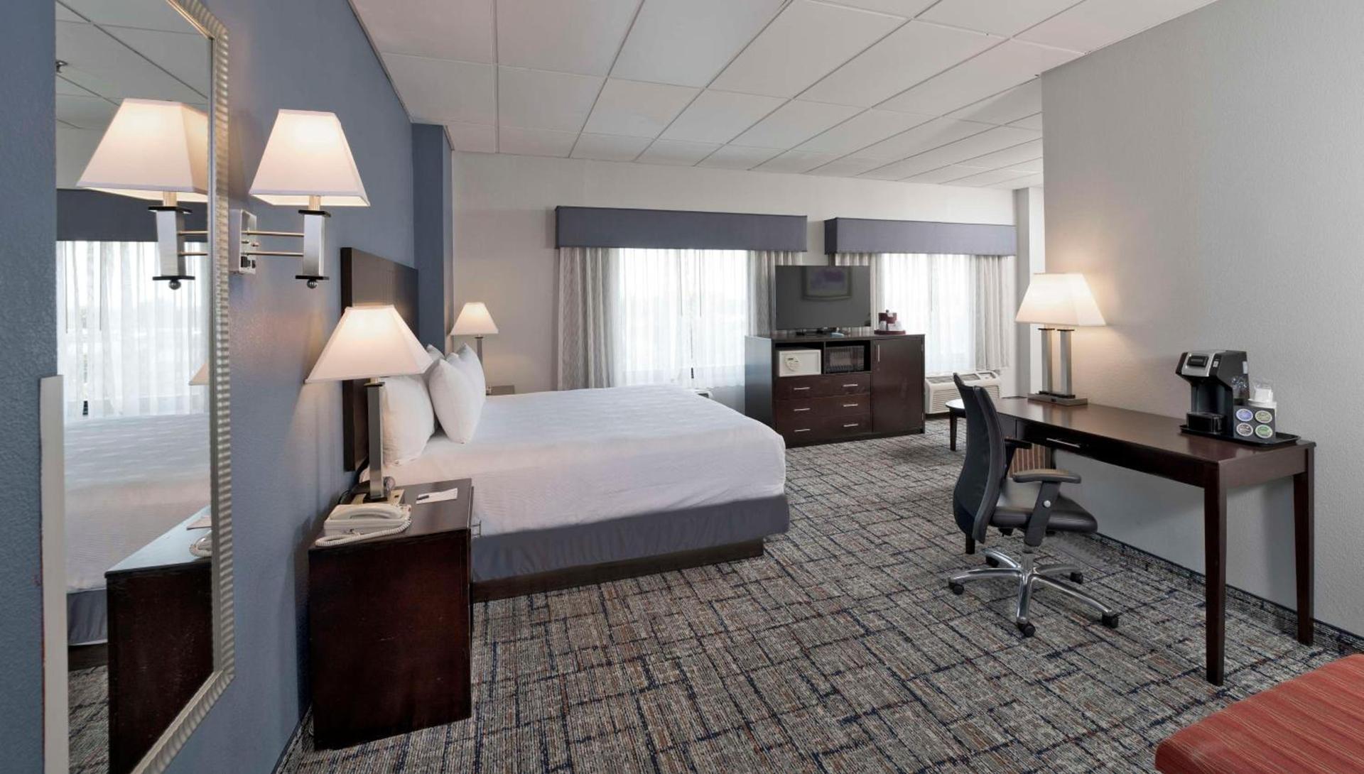 Best Western Plus Hotel & Conference Center photo 12