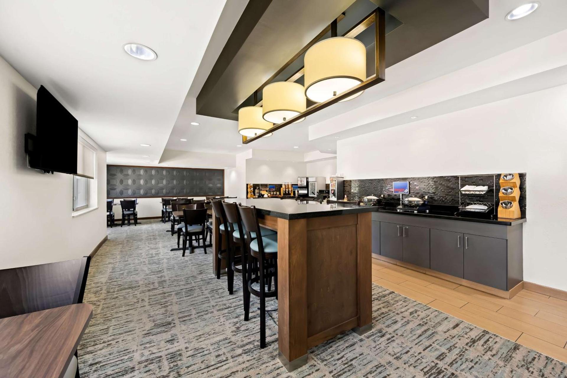 Best Western Bryan College Station photo 5