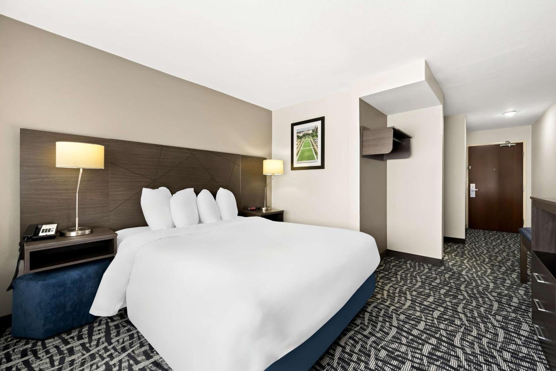 Best Western Bryan College Station photo 15