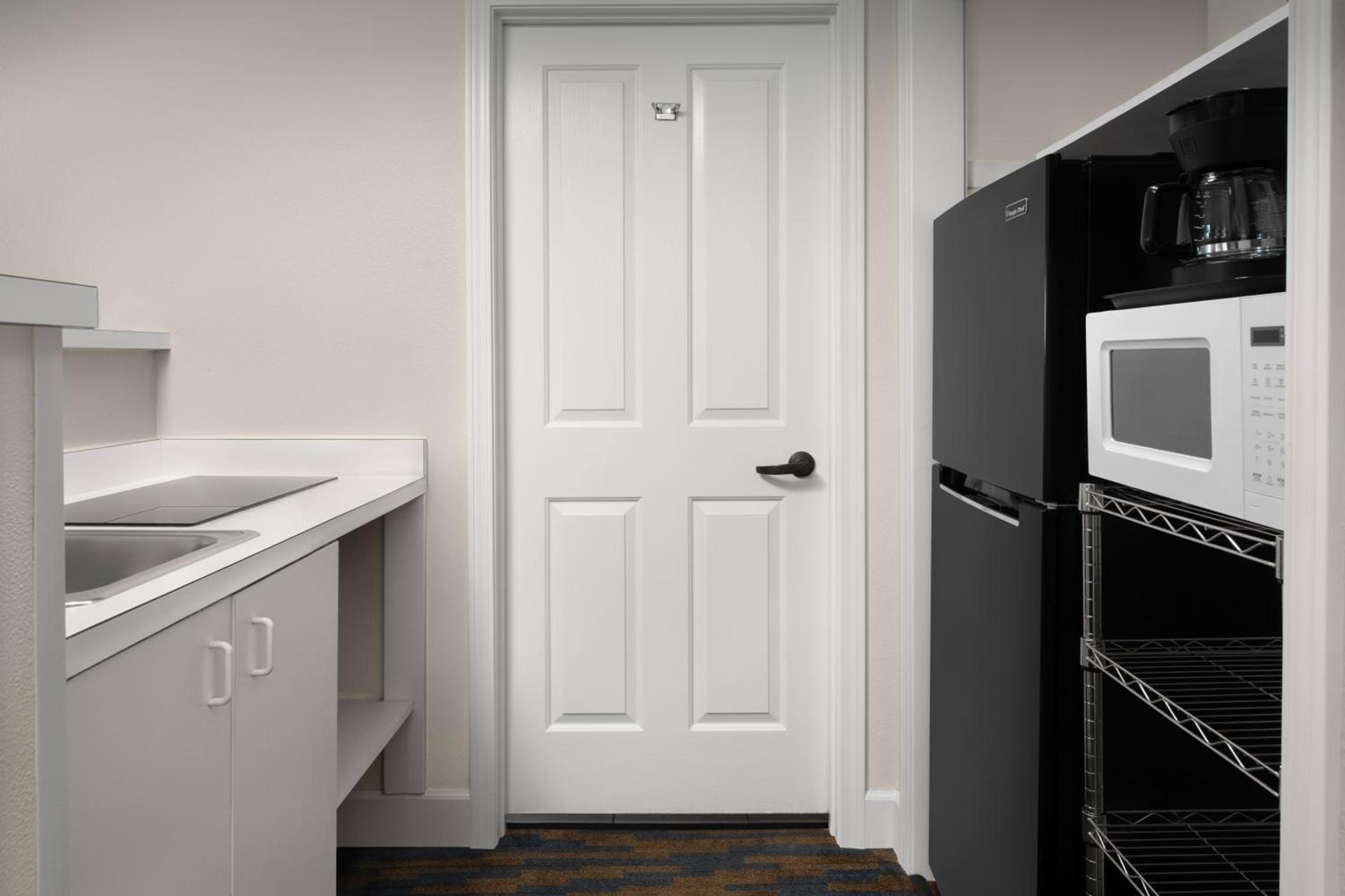 Ashland Hills Hotel & Suites photo 29