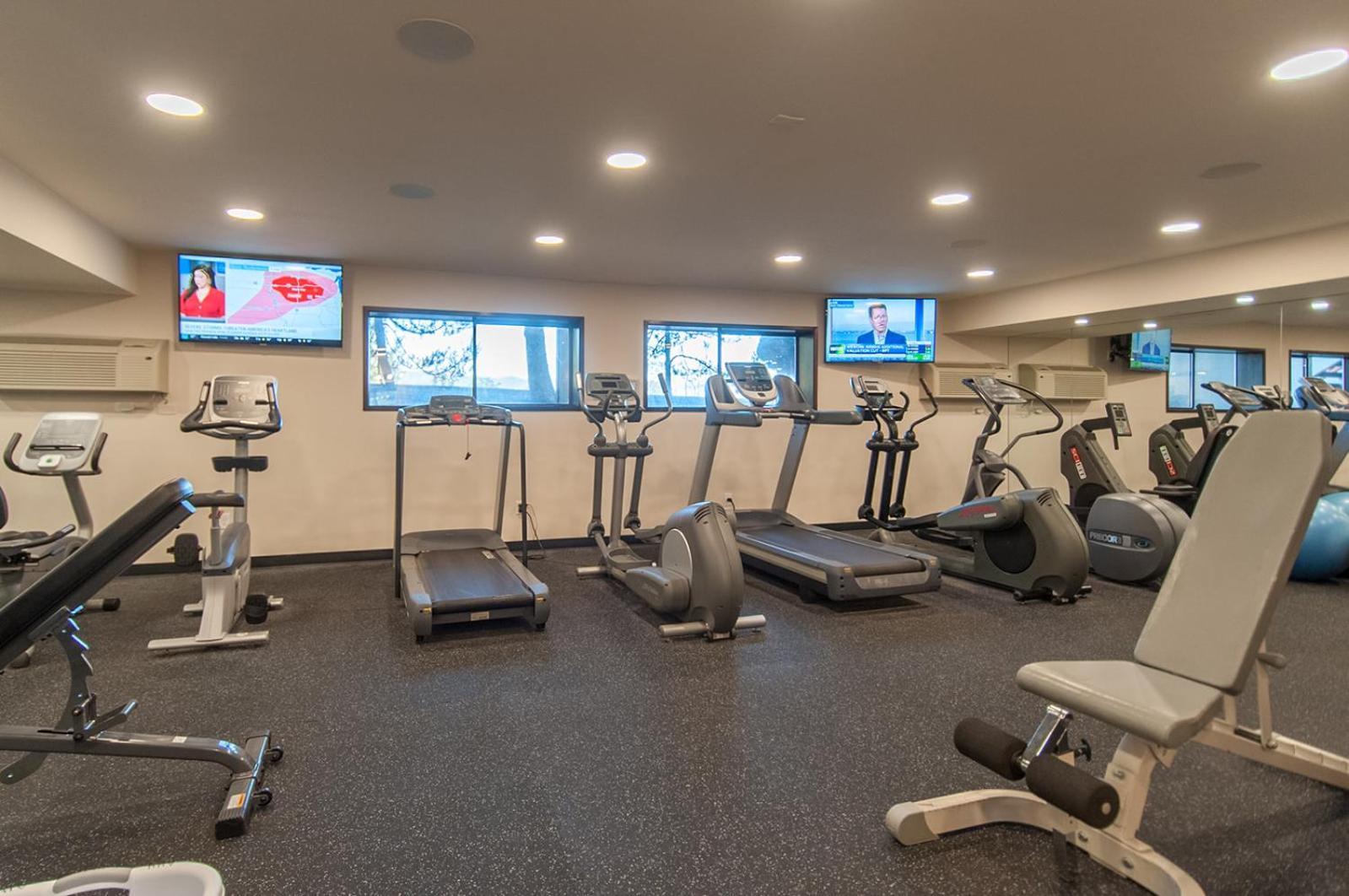 Ashland Hills Hotel & Suites photo 48