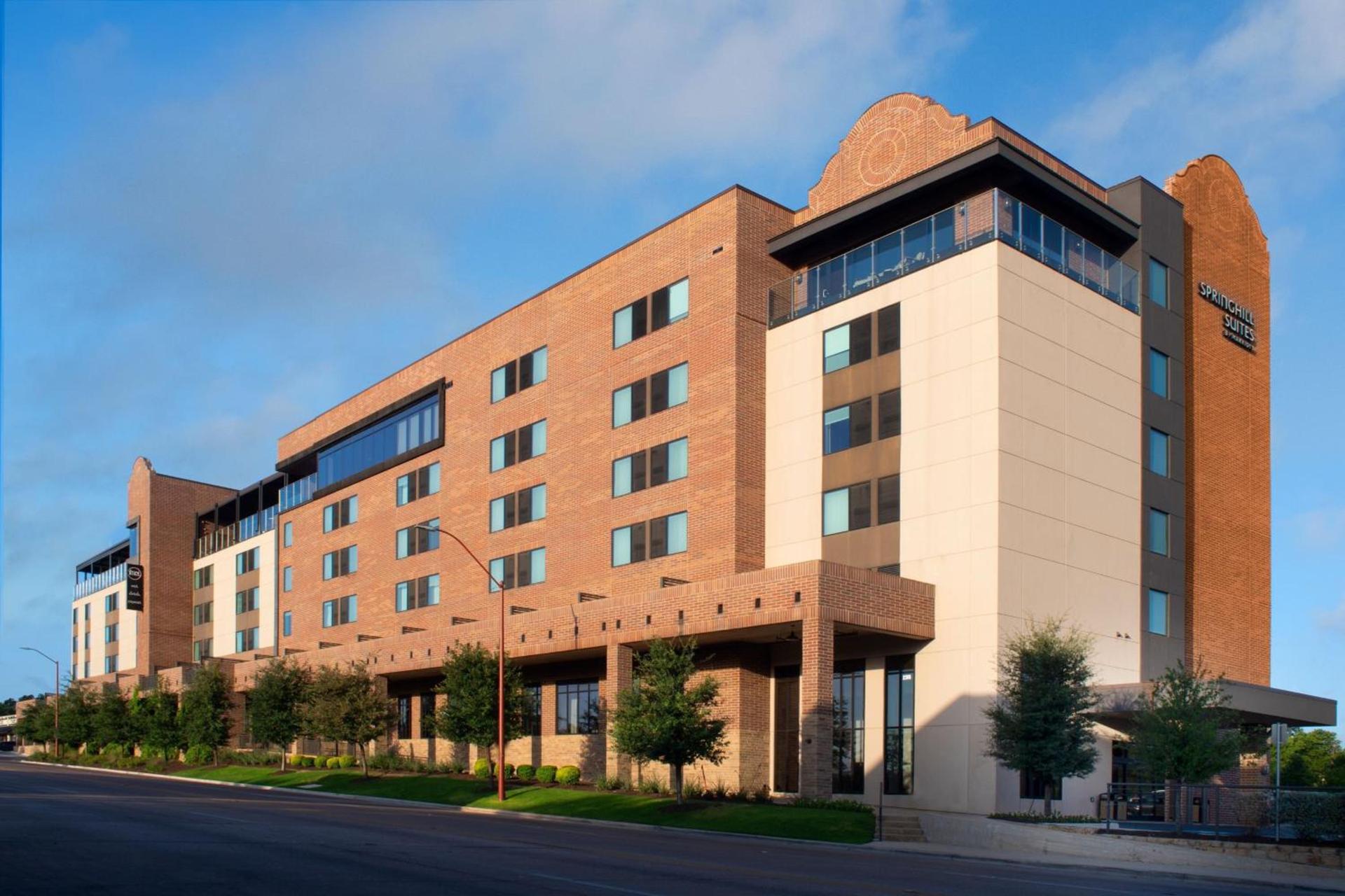SpringHill Suites by Marriott Fort Worth Historic Stockyards photo 3