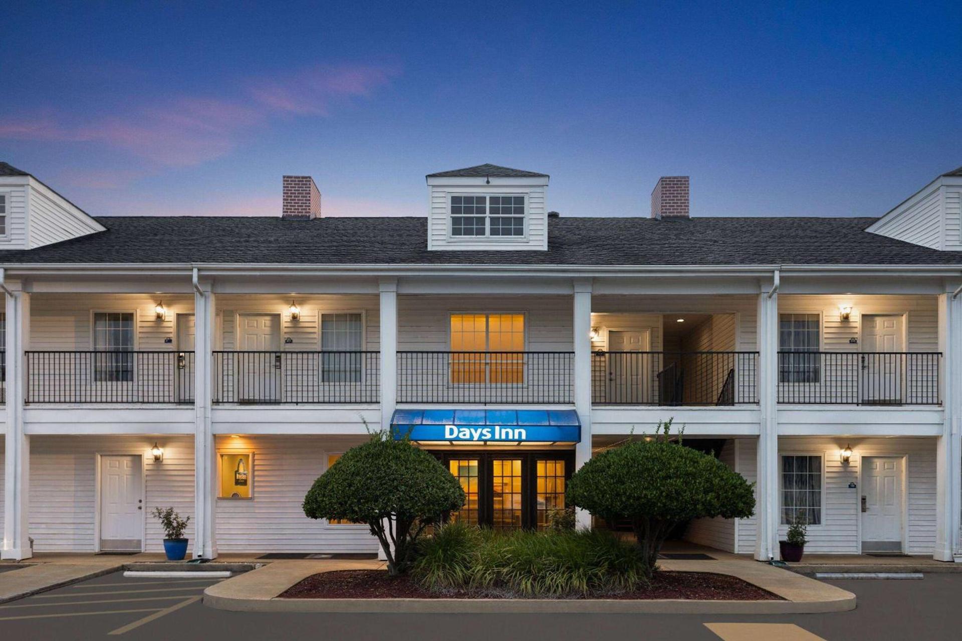 Days Inn by Wyndham Americus photo 3