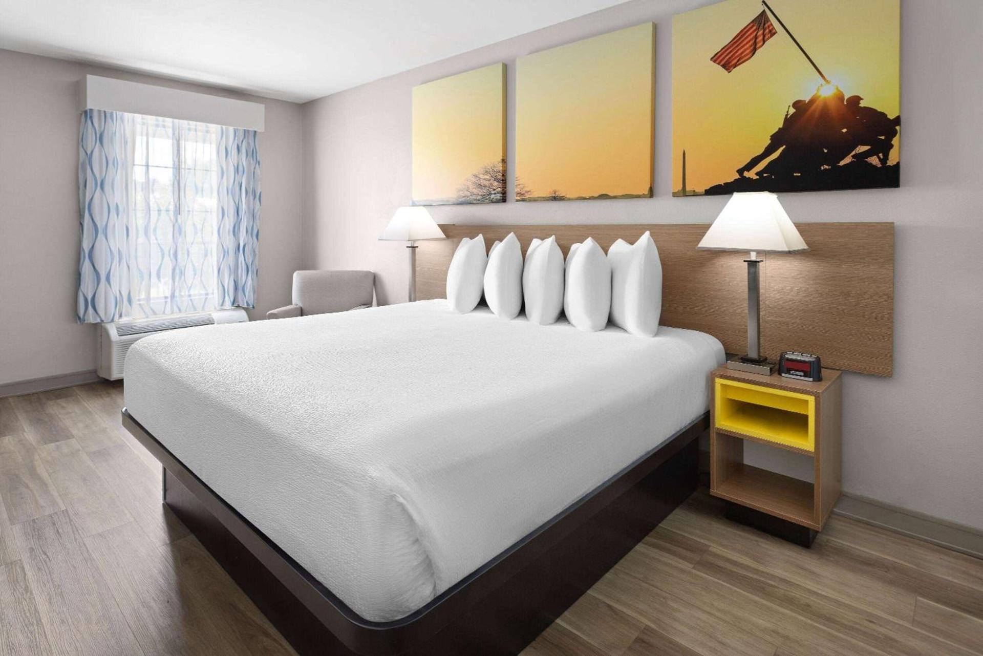 Days Inn by Wyndham Americus photo 32