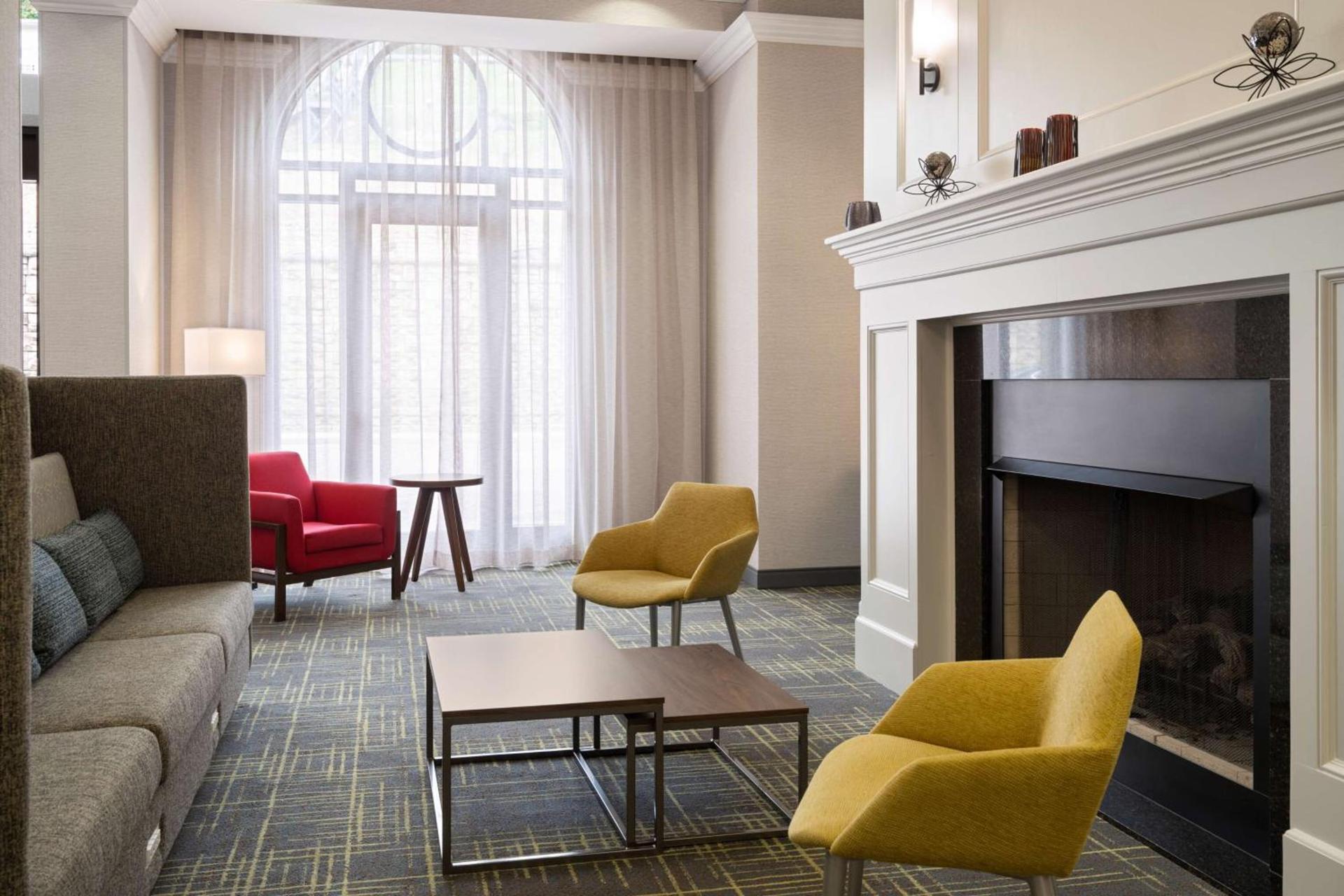 Hampton Inn Pikeville photo 2