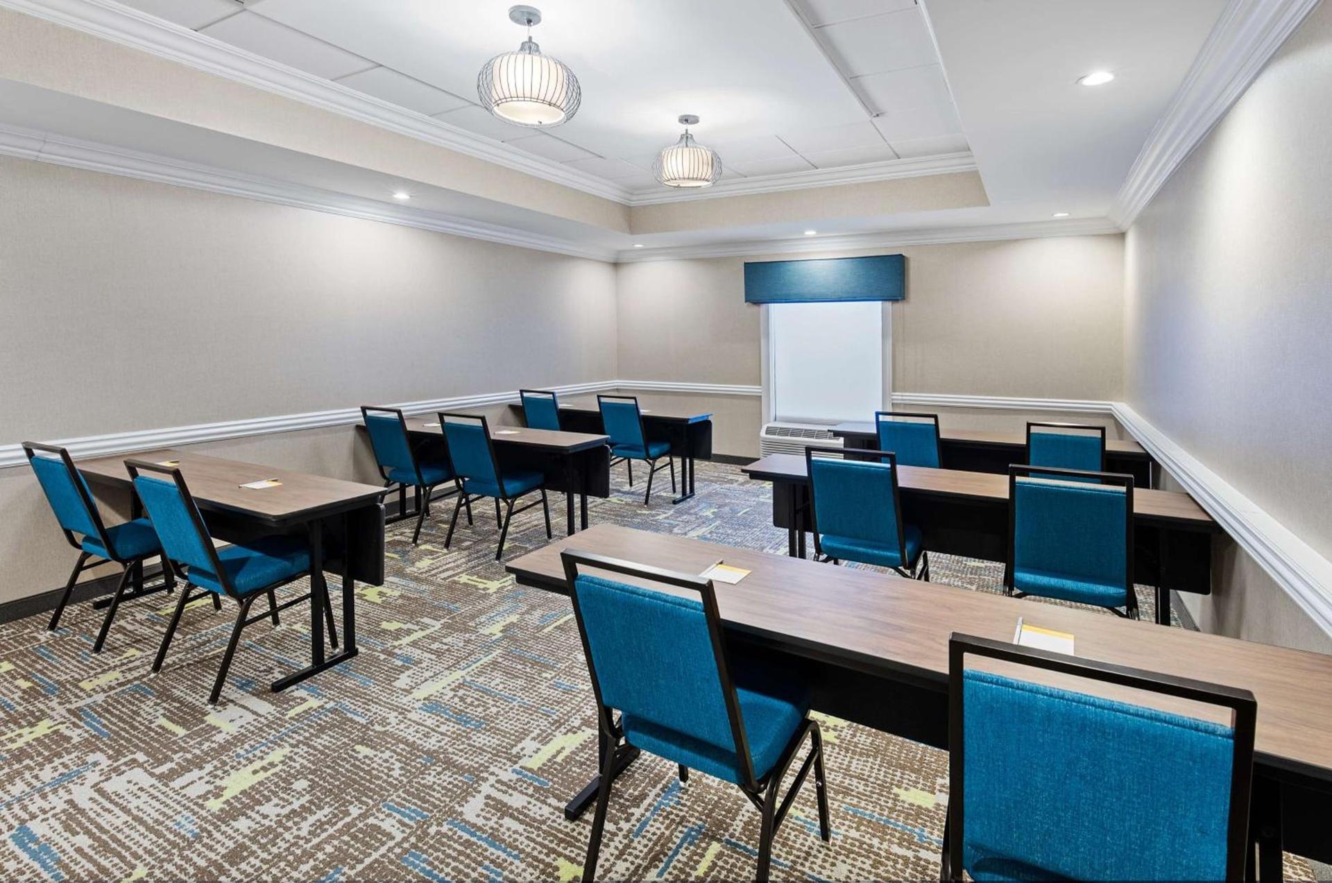 Hampton Inn Pikeville photo 29