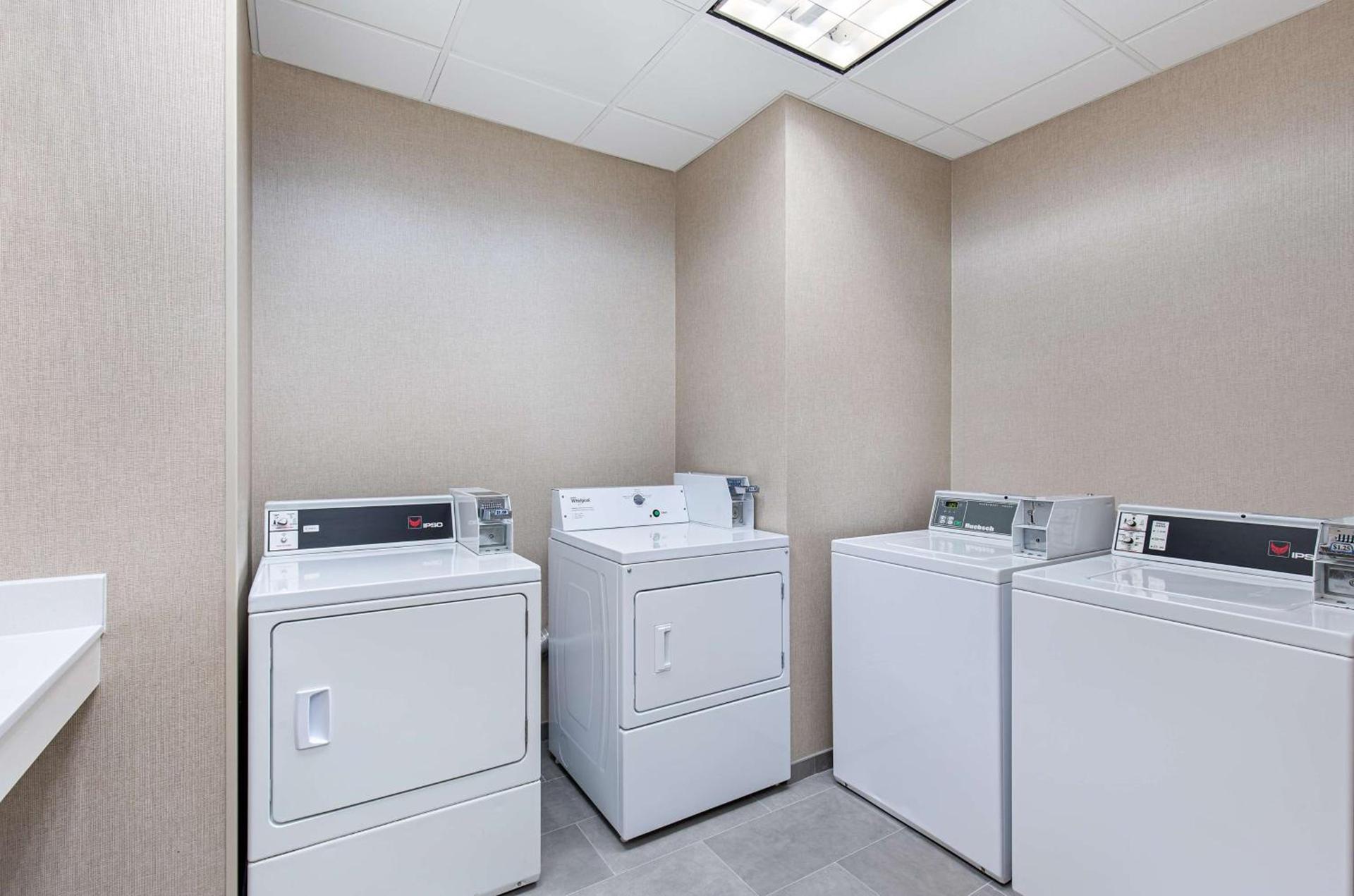 Hampton Inn Pikeville photo 33