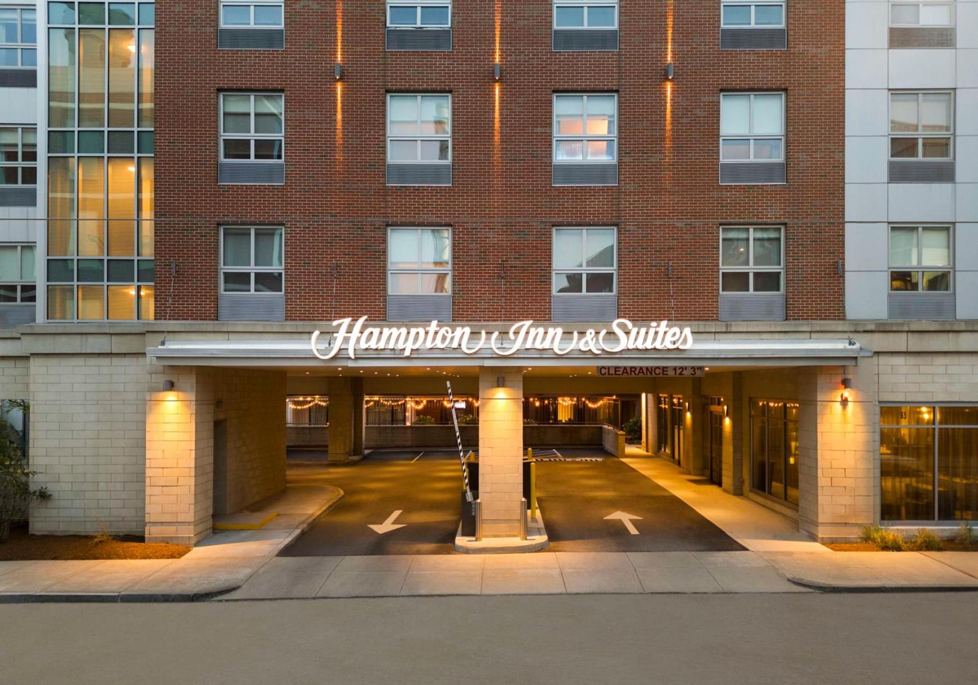 Hampton Inn & Suites-Worcester, MA photo 5
