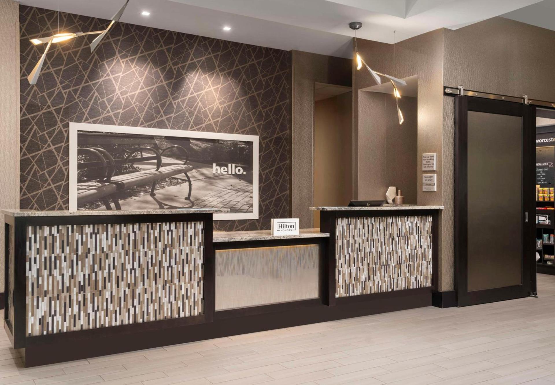 Hampton Inn & Suites-Worcester, MA photo 15