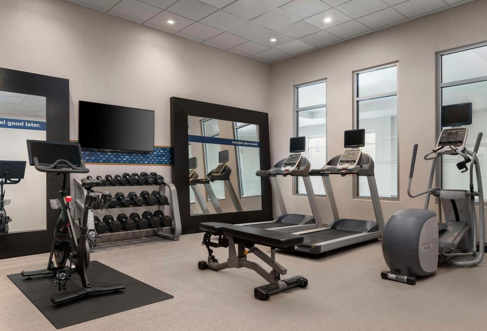 Hampton Inn & Suites-Worcester, MA photo 24