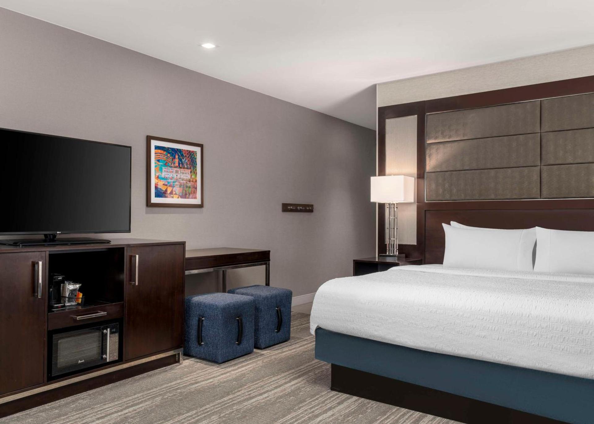 Hampton Inn & Suites-Worcester, MA photo 28