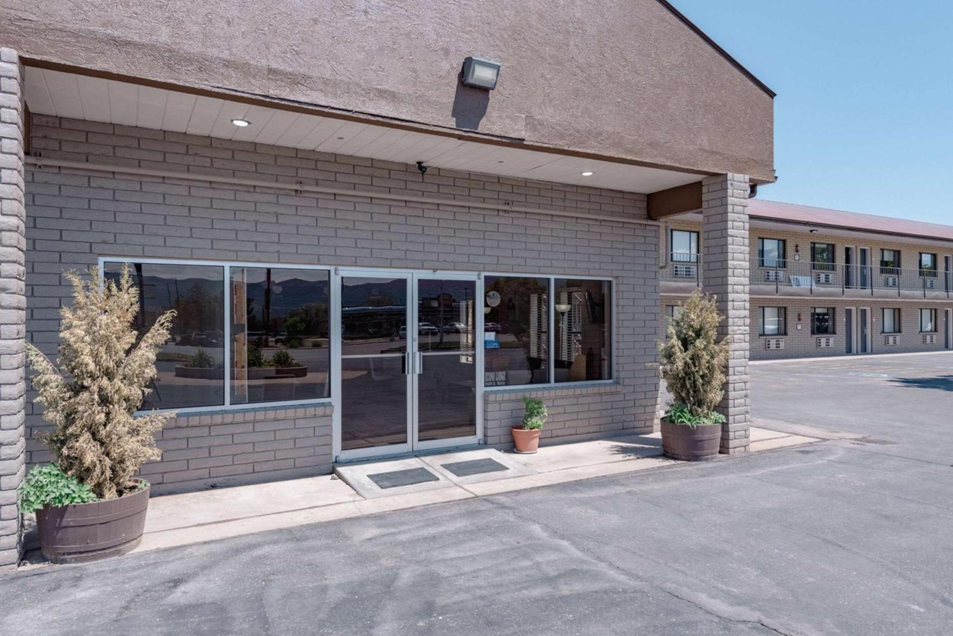 Econo Lodge Cortez near Mesa Verde photo 2