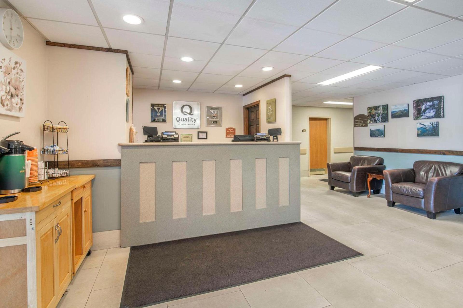 Quality Inn at Bangor Mall photo 2
