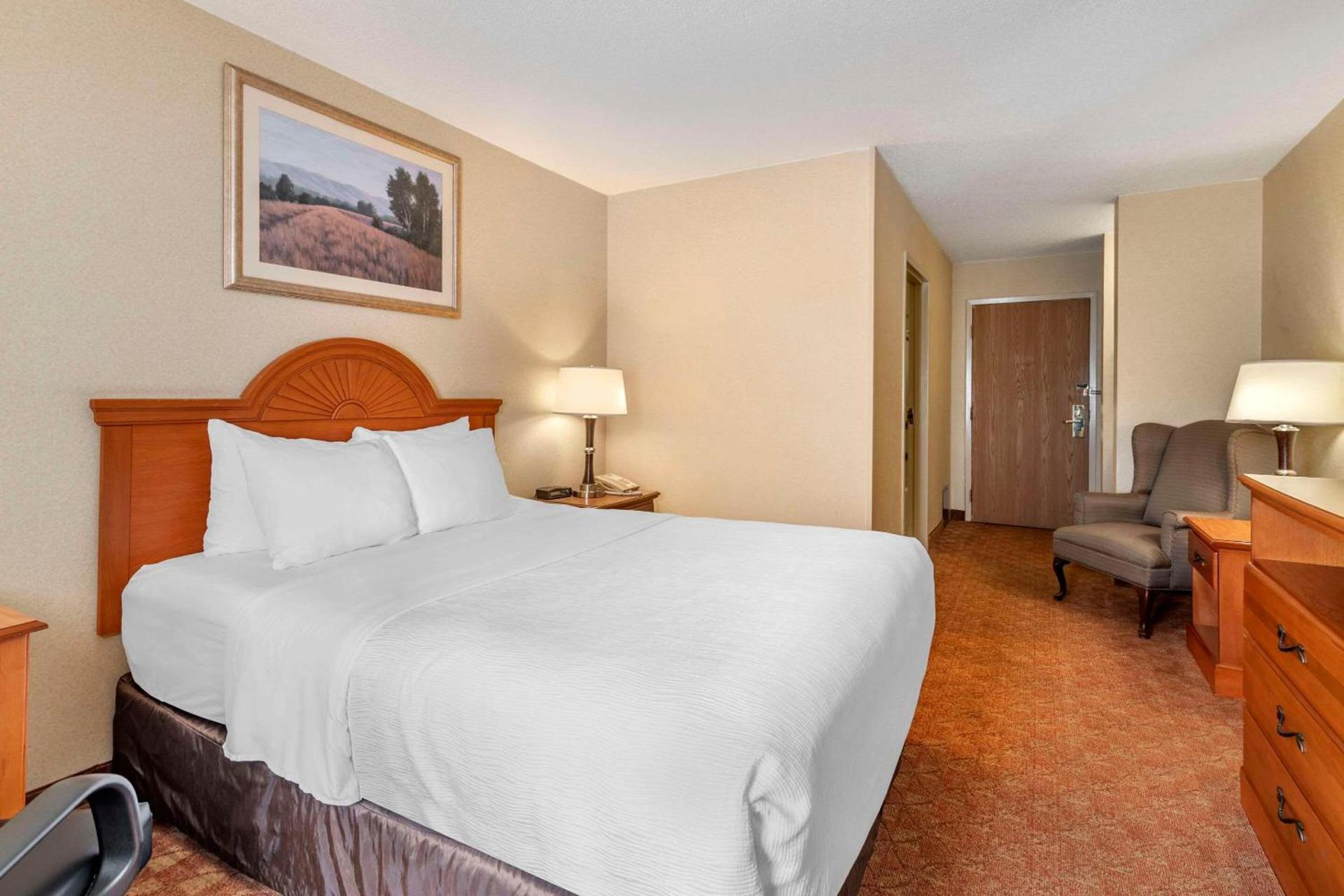 Quality Inn at Bangor Mall photo 8