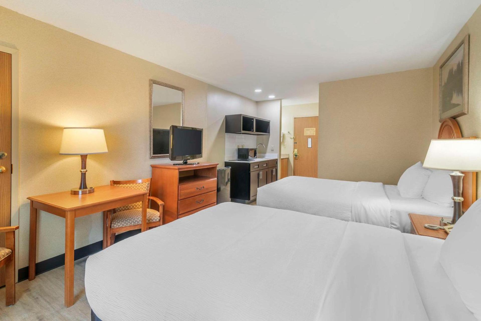 Quality Inn at Bangor Mall photo 12