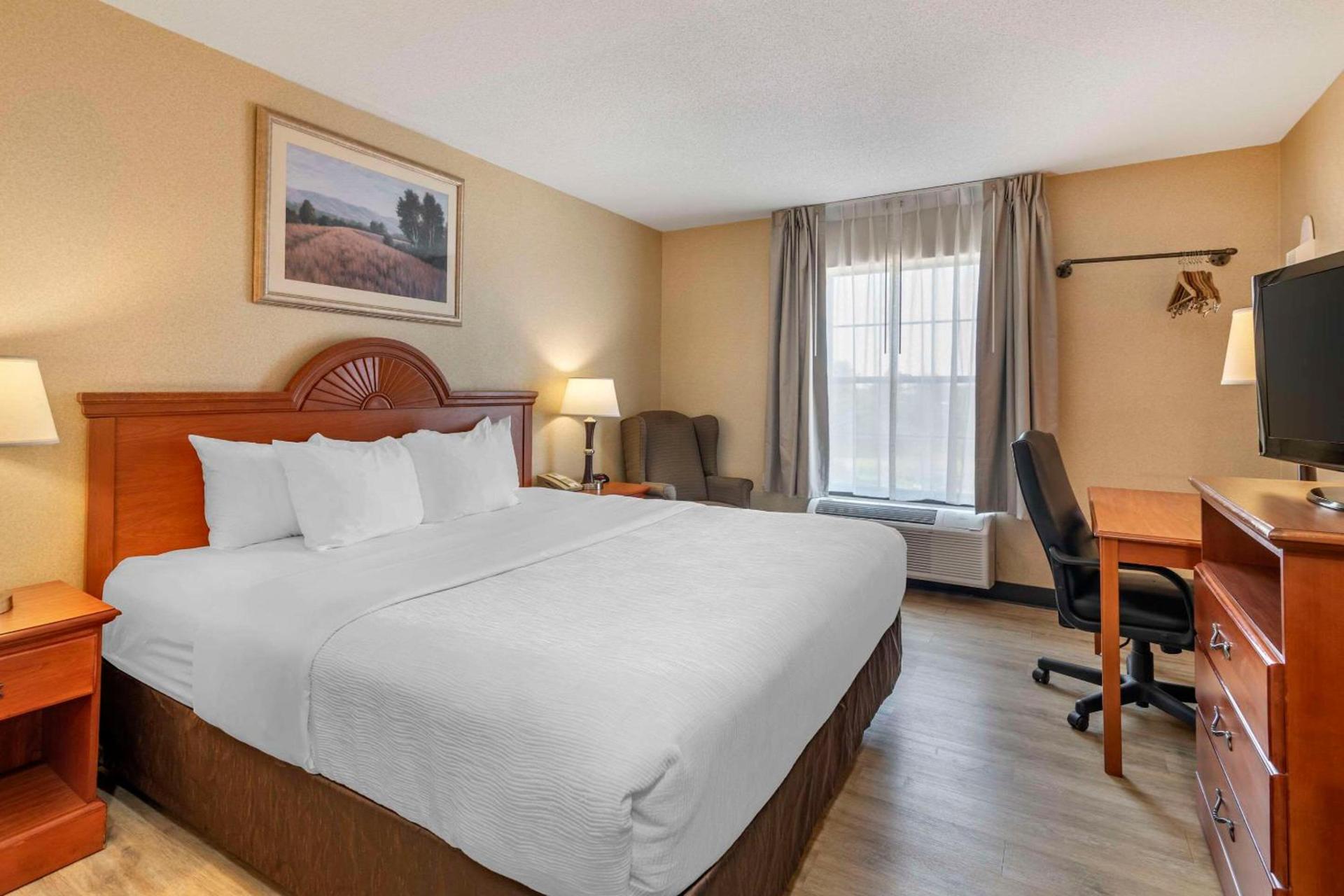 Quality Inn at Bangor Mall photo 15