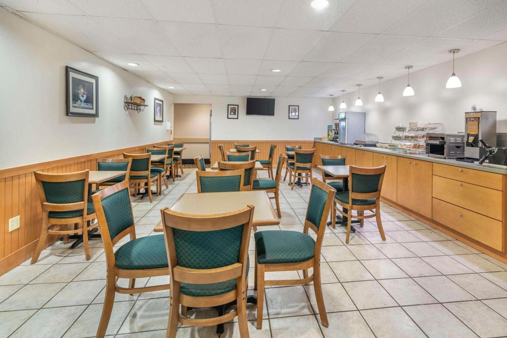 Quality Inn at Bangor Mall photo 29