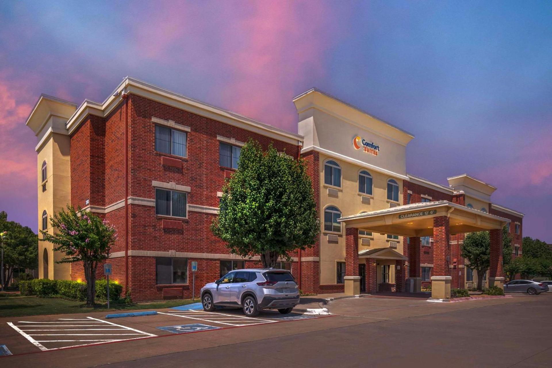 Comfort Suites McKinney-Allen photo 3