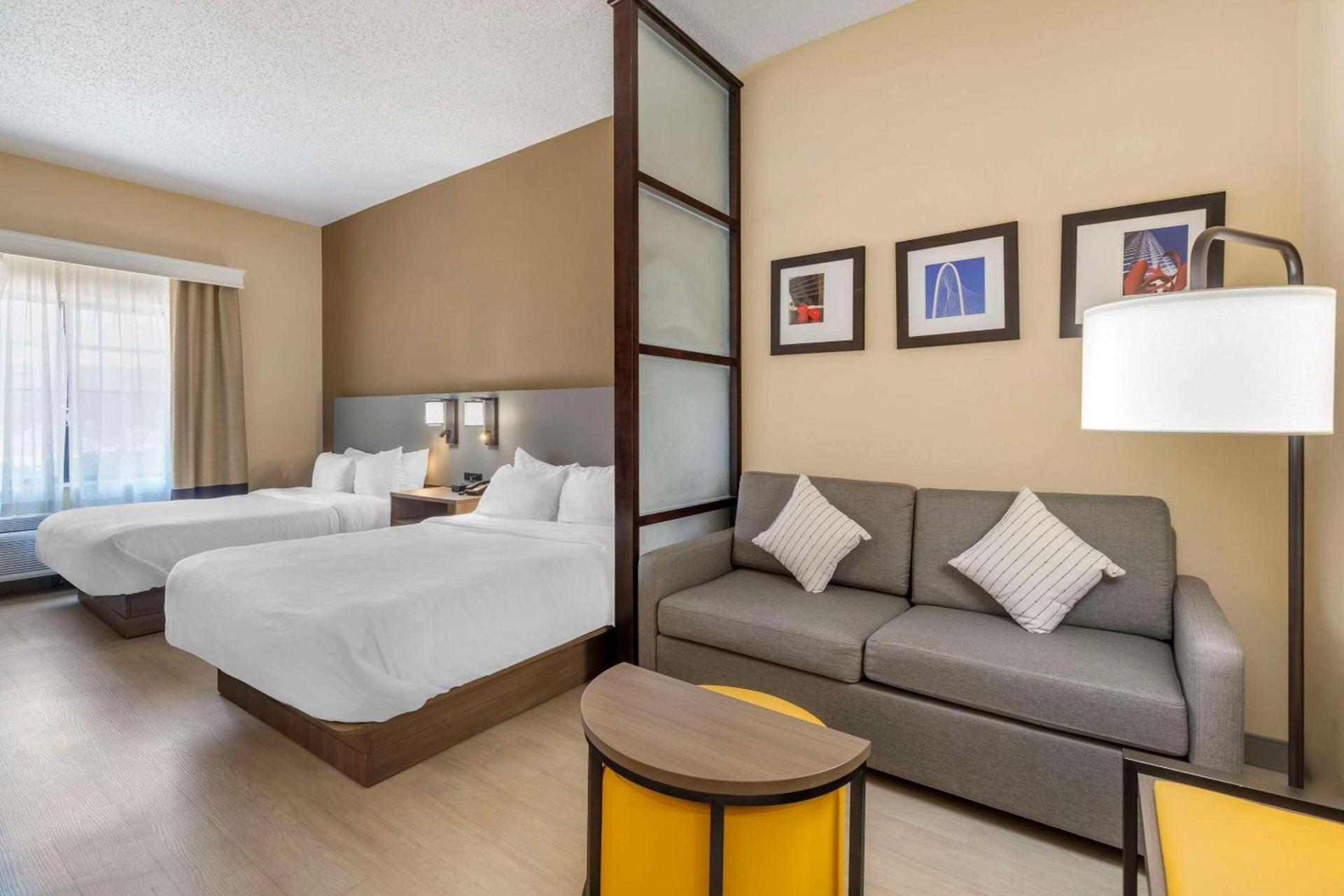 Comfort Suites McKinney-Allen photo 30