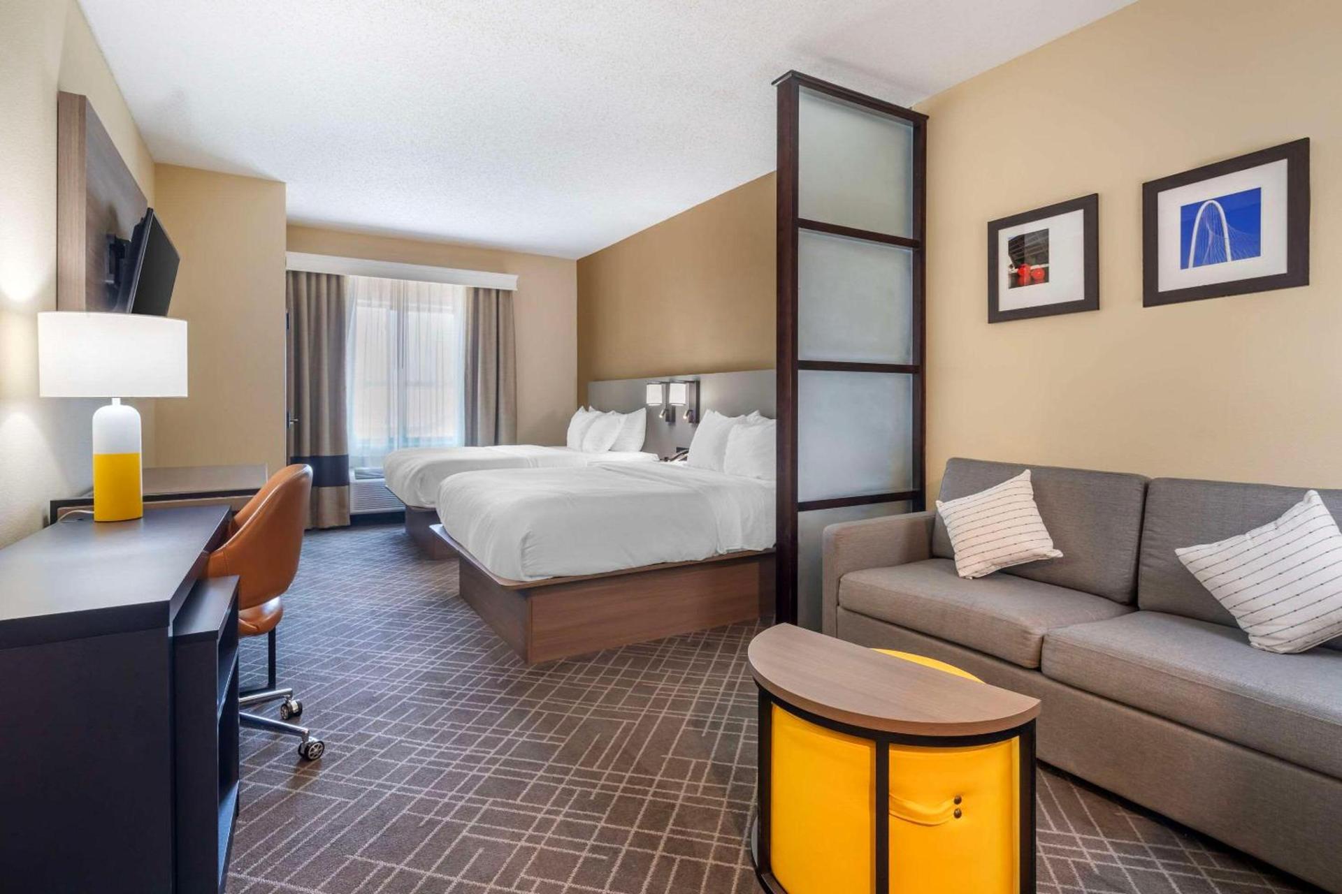 Comfort Suites McKinney-Allen photo 33