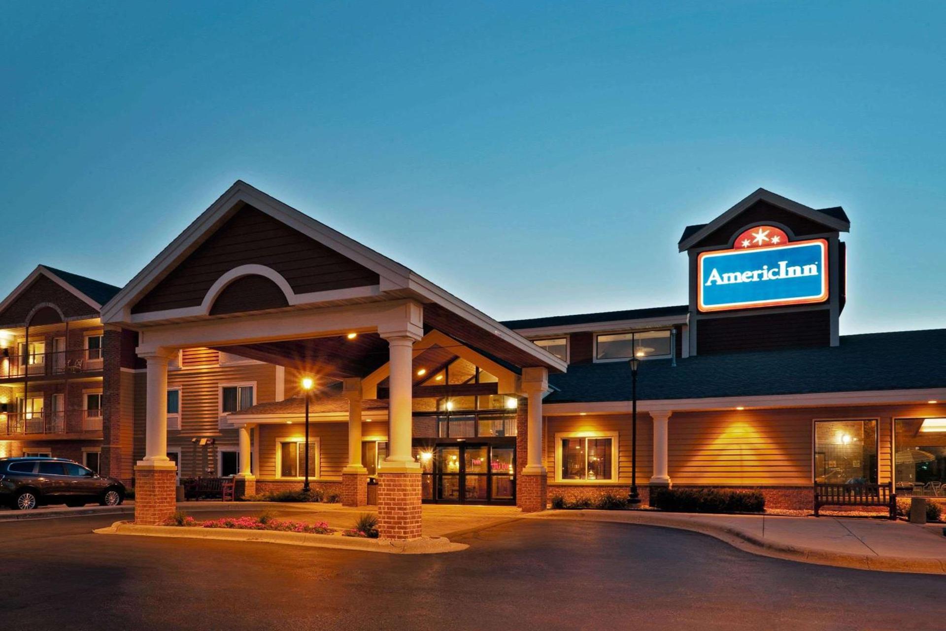 AmericInn by Wyndham Chanhassen photo 1