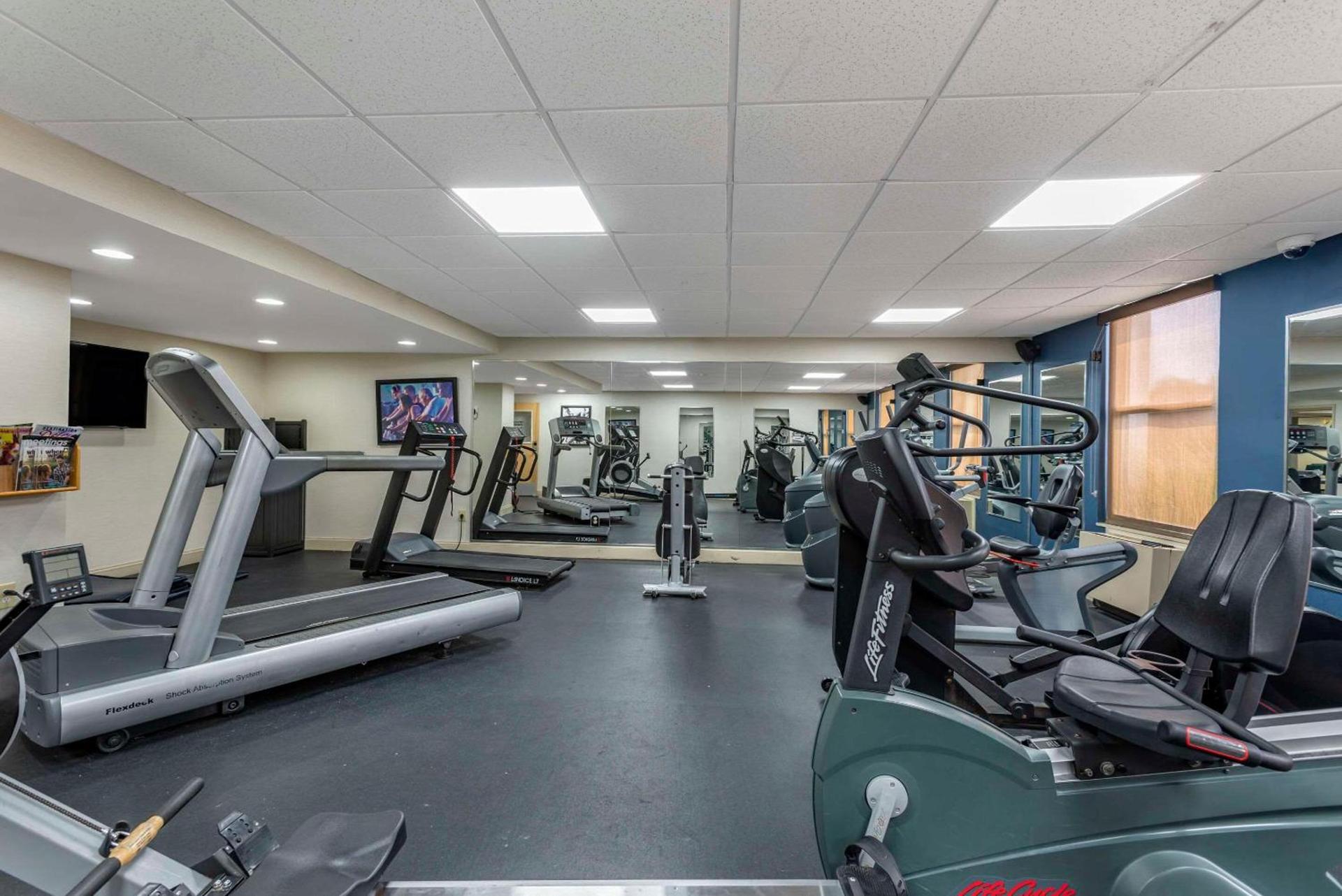 Comfort Inn & Suites Glen Mills - West Chester photo 22