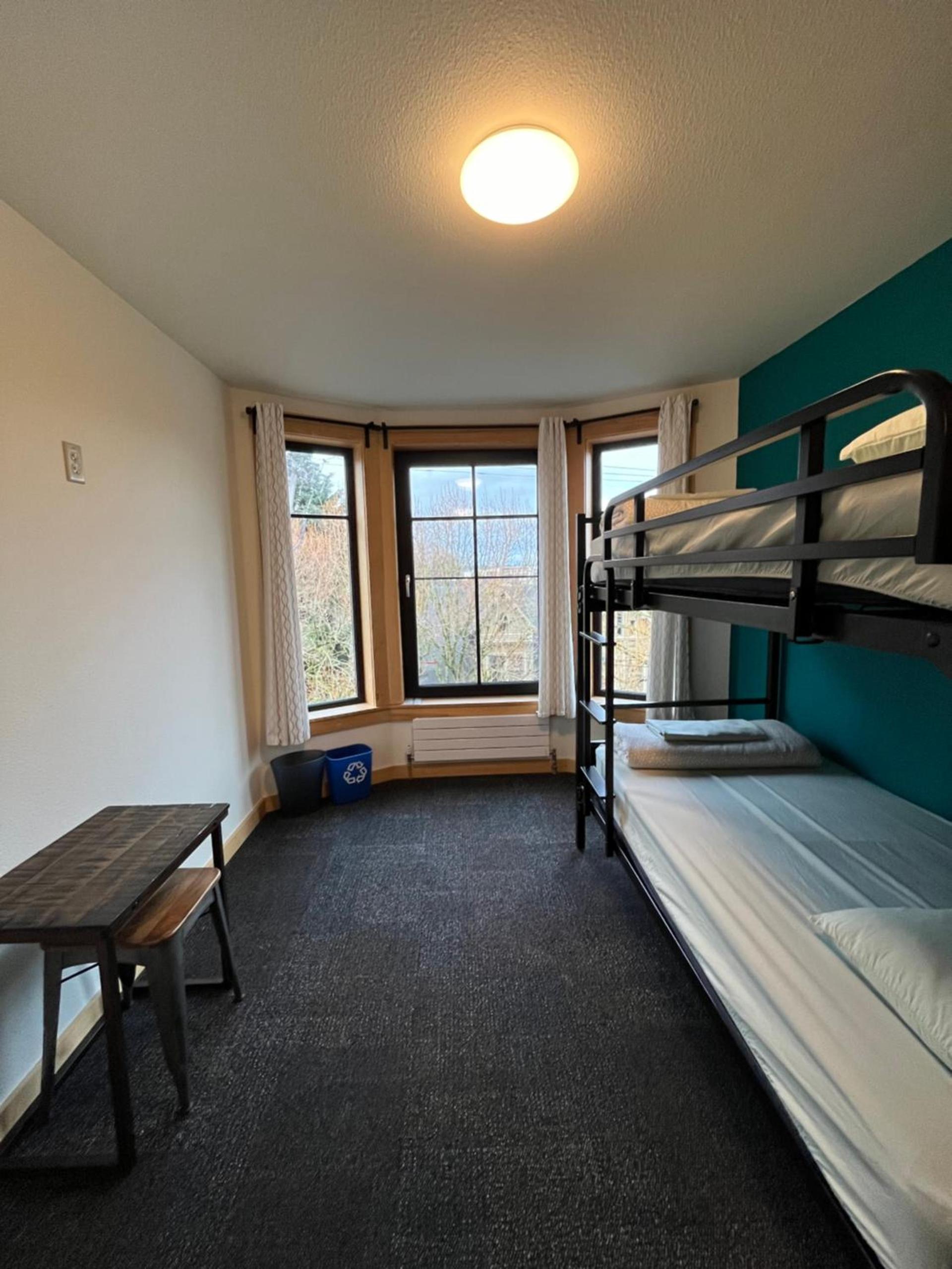 Northwest Portland Hostel photo 26