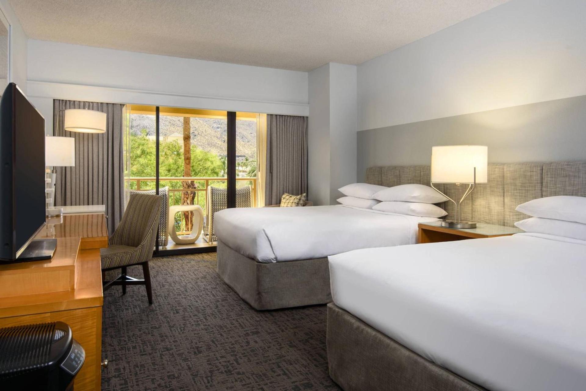 Renaissance Palm Springs Hotel photo 13