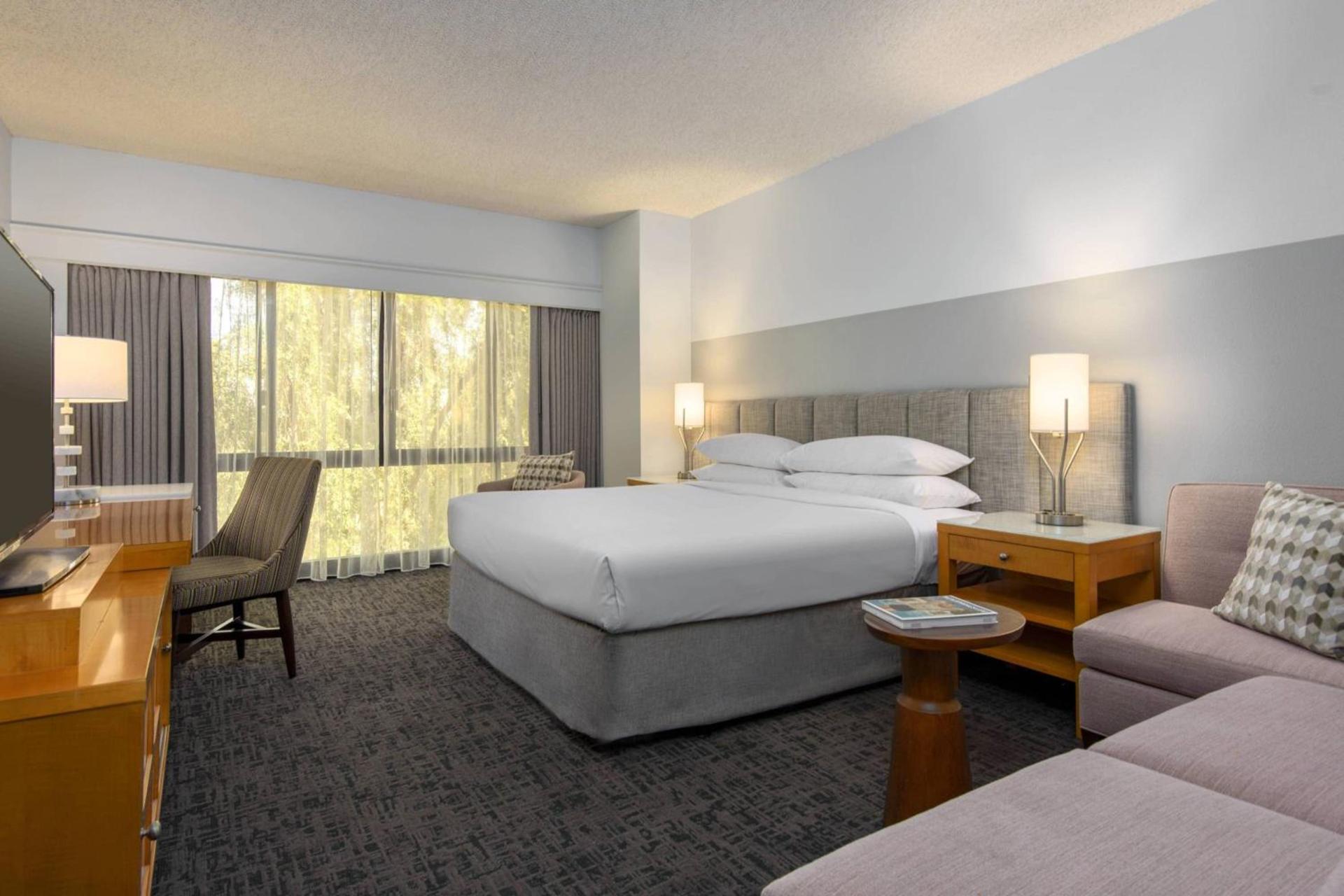 Renaissance Palm Springs Hotel photo 19