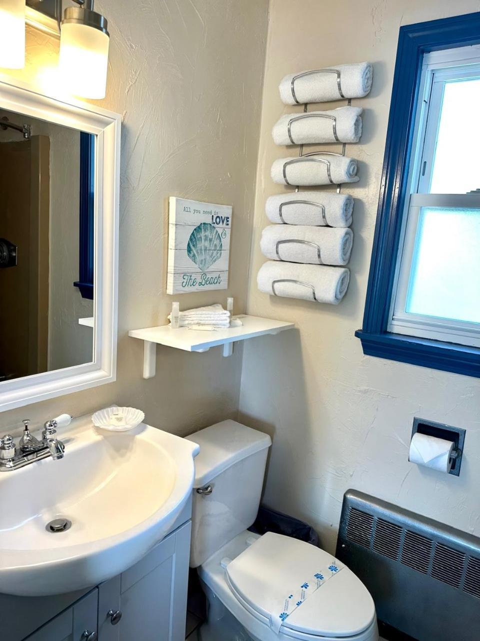The Inn at Buzzards Bay photo 11