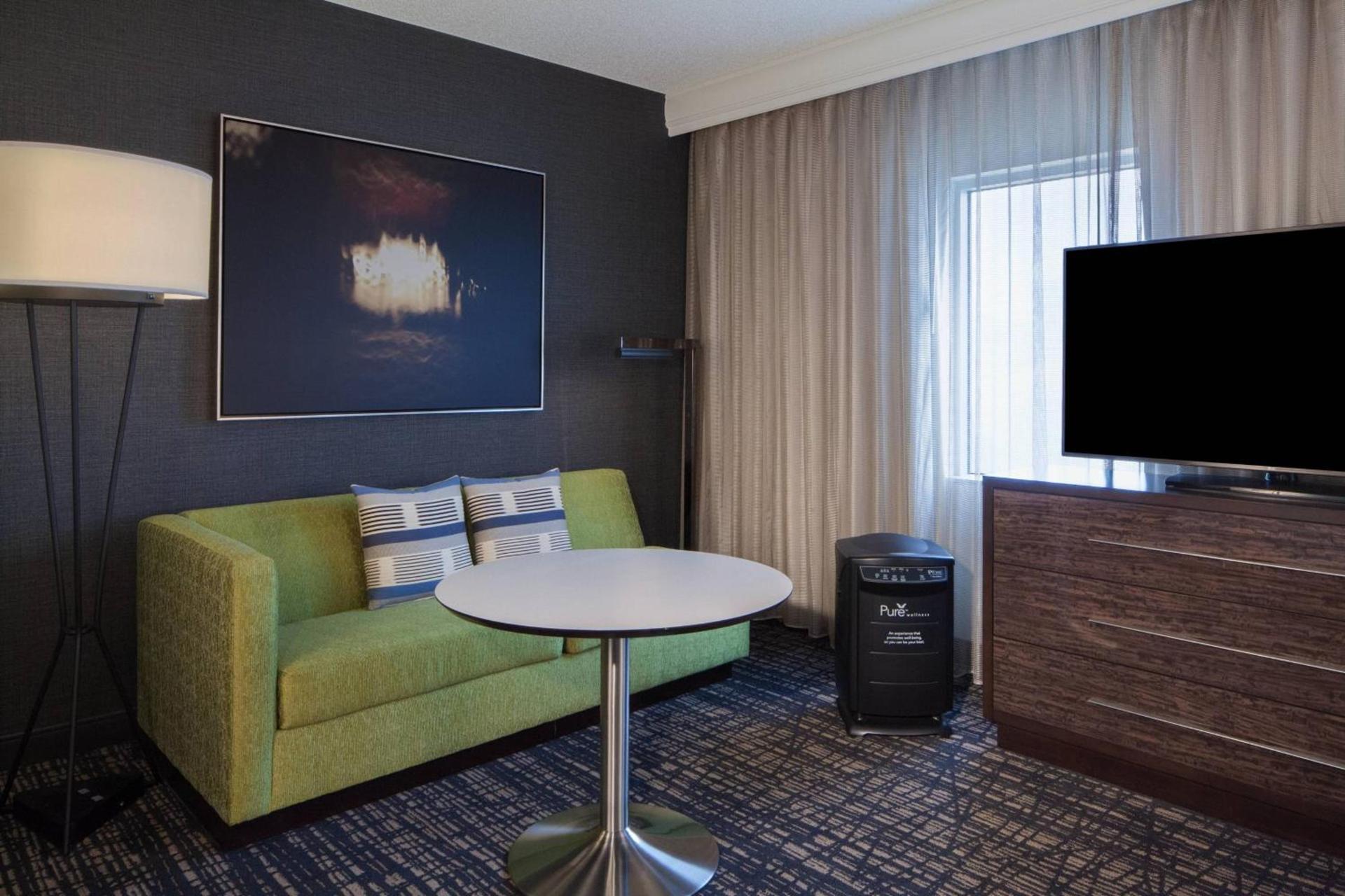 Dallas Marriott Suites Medical/Market Center photo 23