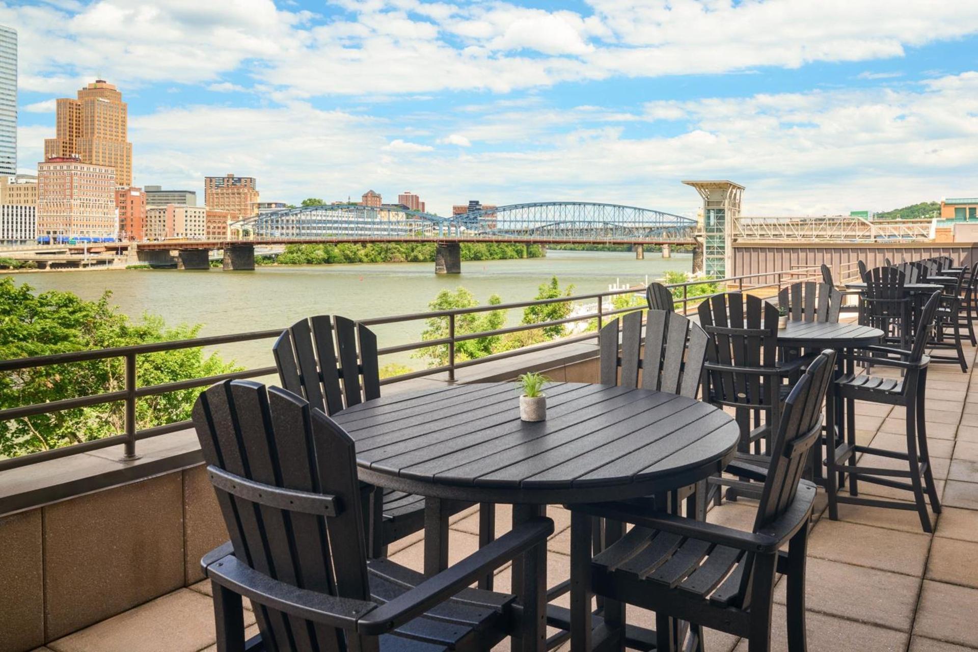 Sheraton Pittsburgh Hotel at Station Square photo 47