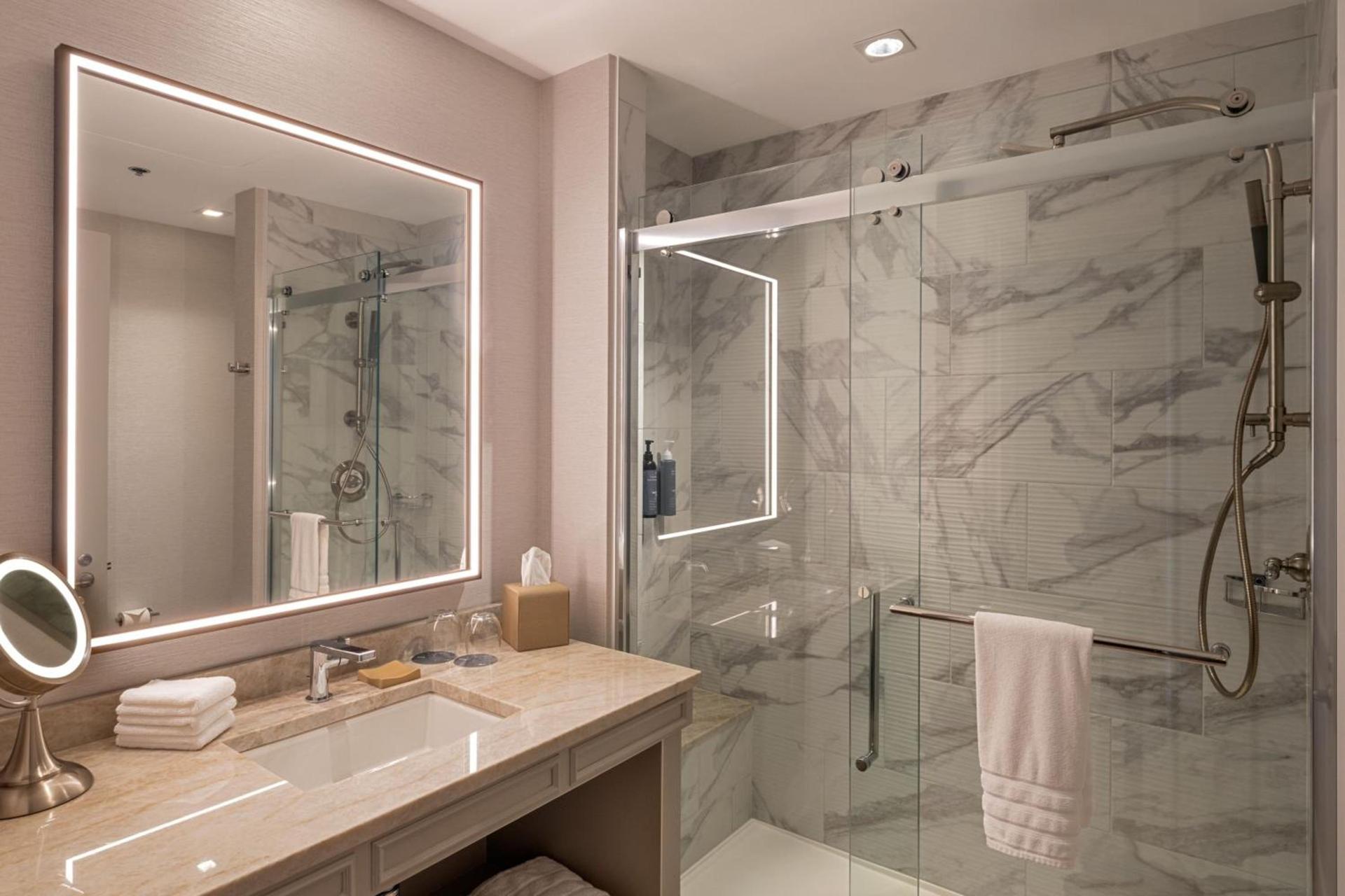 The Westin Houston Downtown photo 13