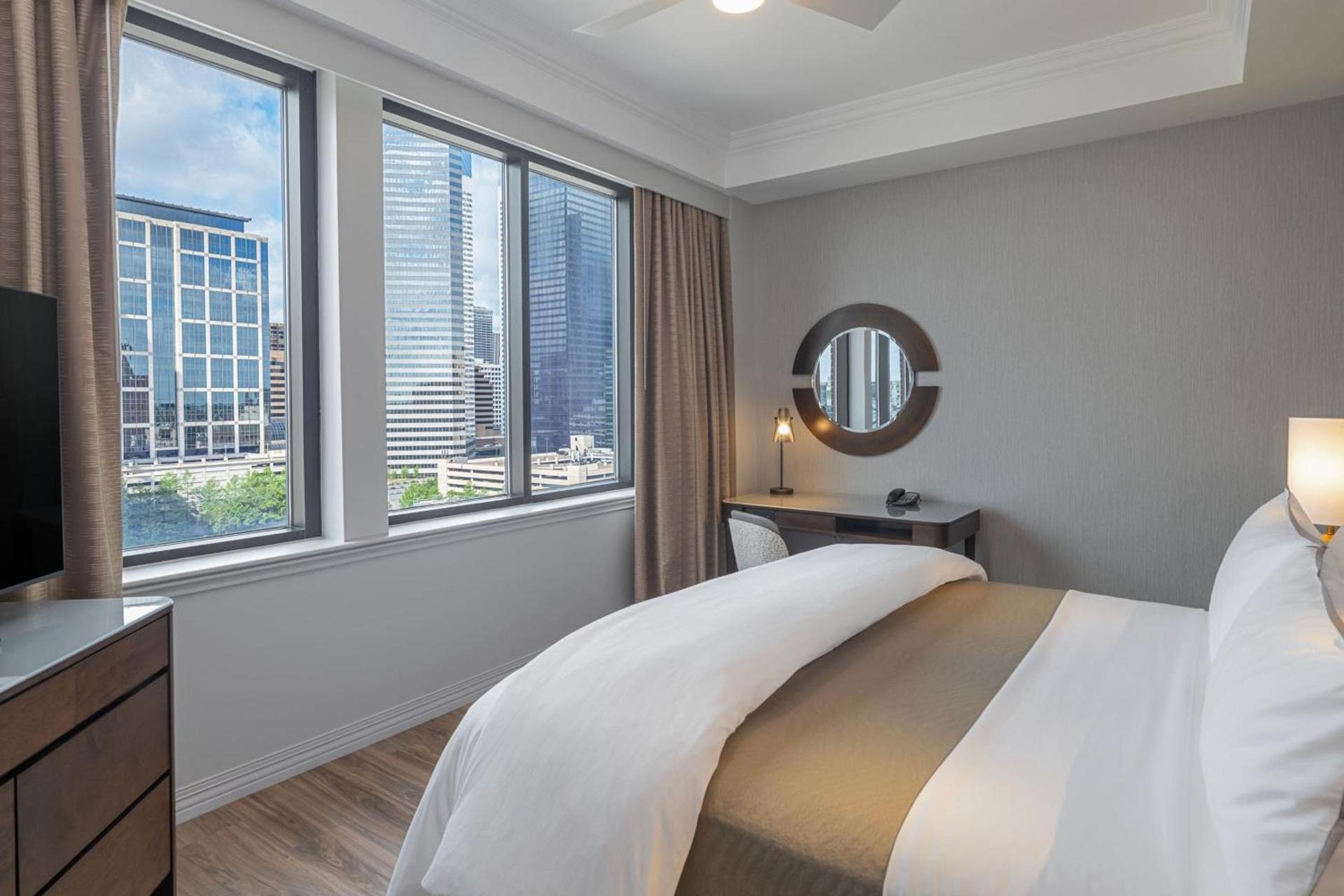 The Westin Houston Downtown photo 22