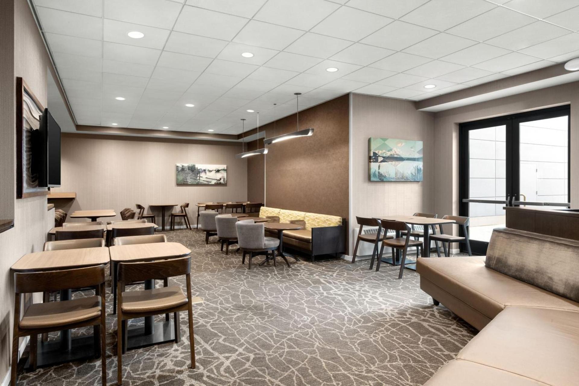 SpringHill Suites by Marriott Fairbanks photo 19