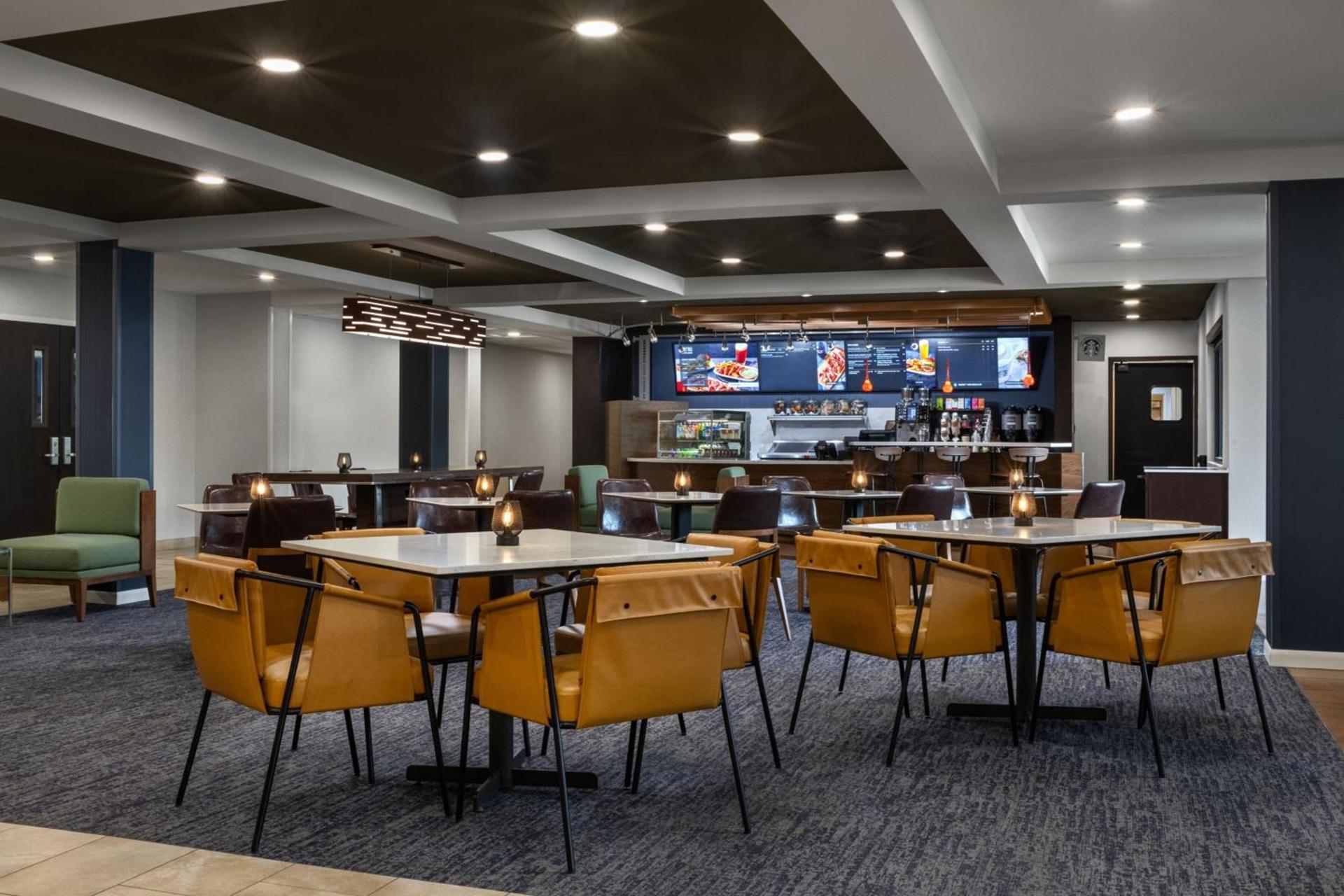 Courtyard by Marriott Anchorage Airport photo 38