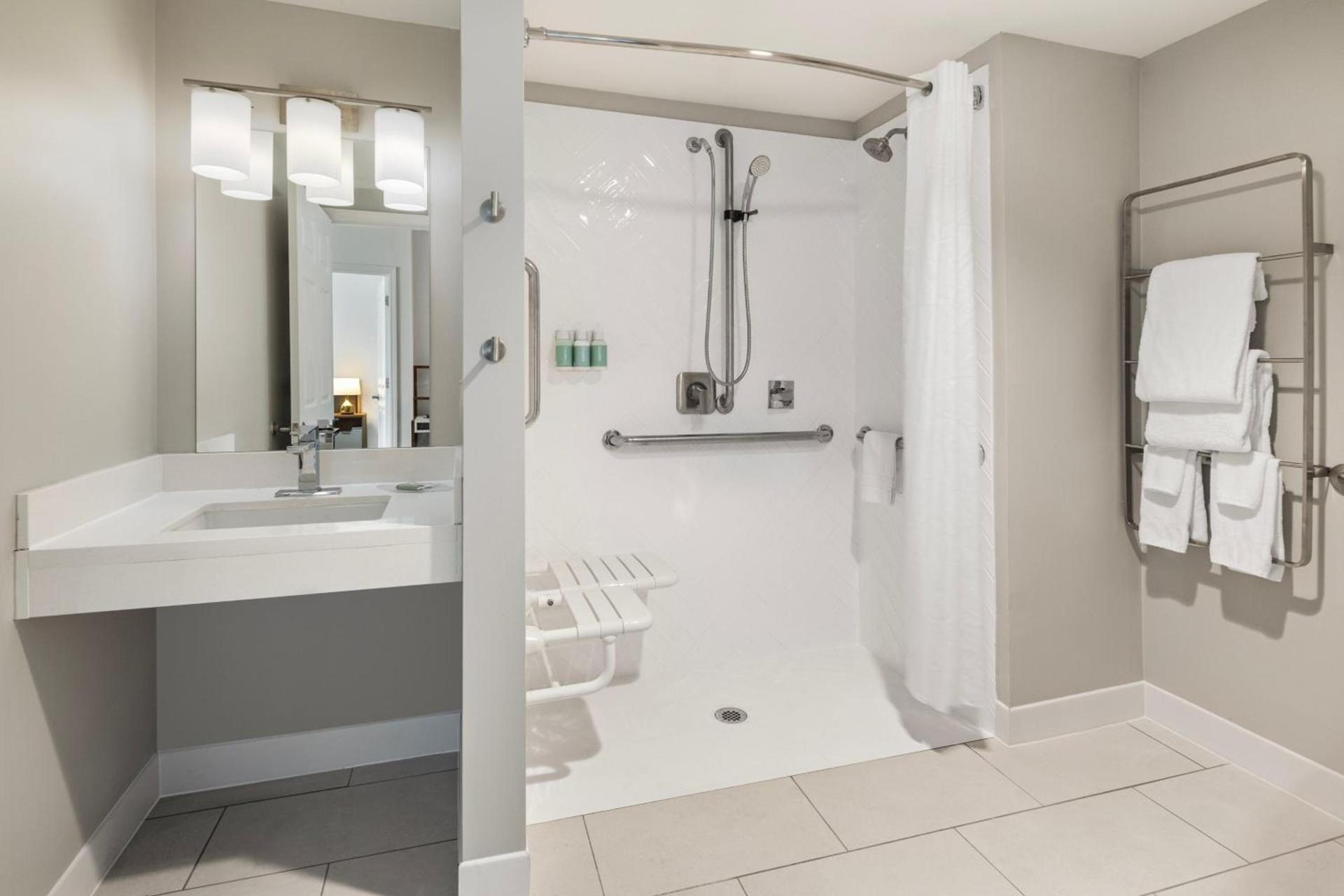 TownePlace Suites Chicago Lombard photo 26