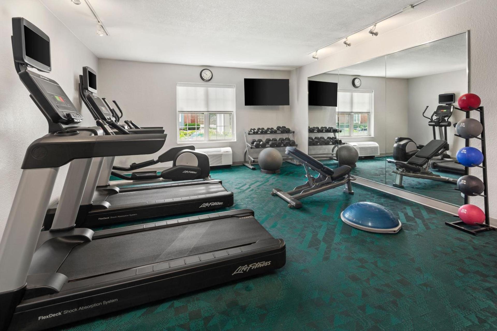 TownePlace Suites Chicago Lombard photo 38