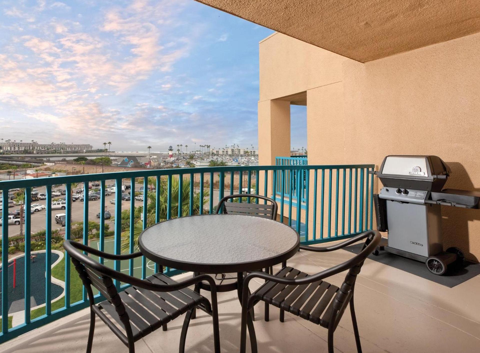 Worldmark Oceanside Harbor photo 17