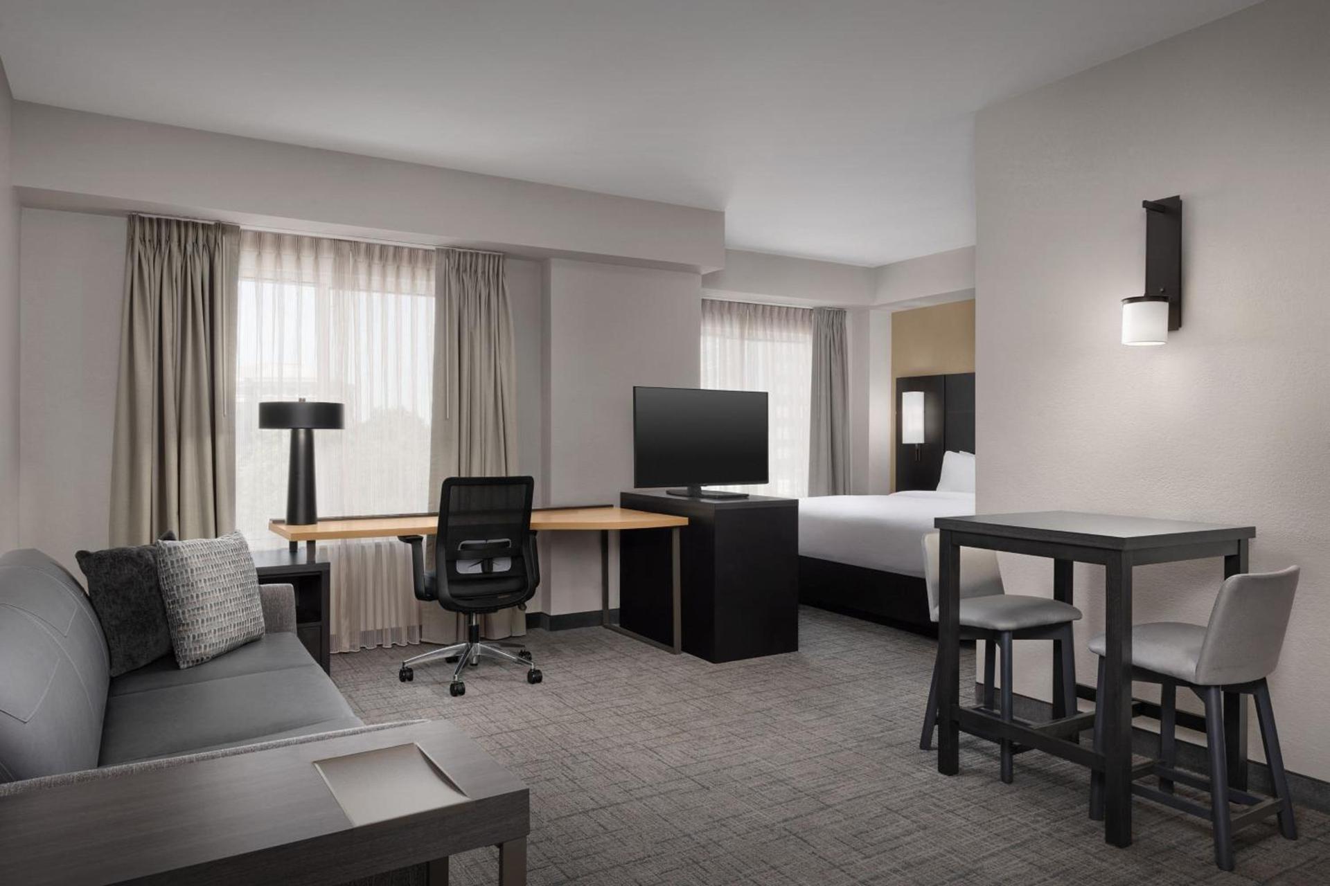 Residence Inn Charlotte SouthPark photo 6