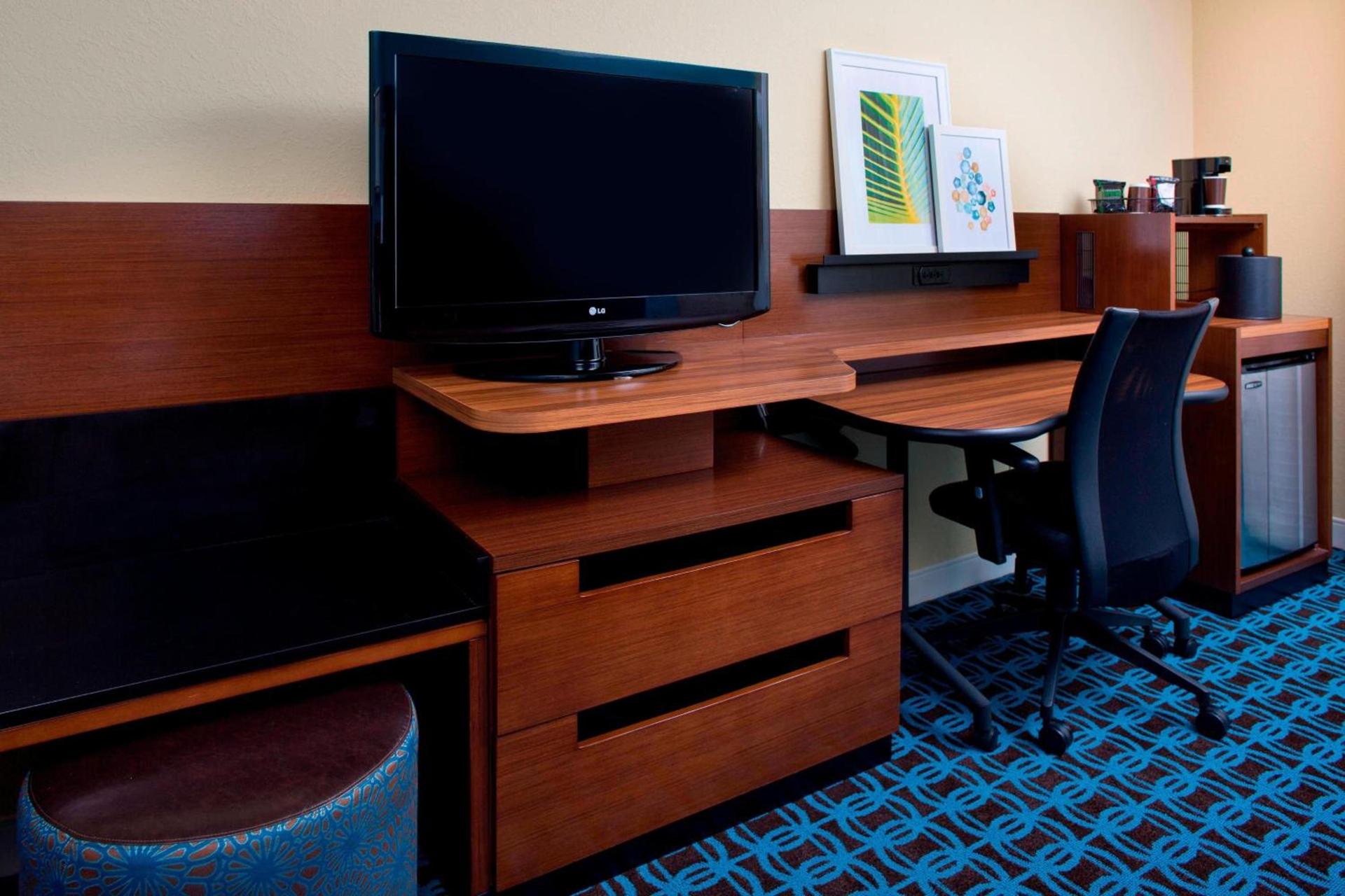Fairfield Inn & Suites by Marriott Orlando Lake Buena Vista in the Marriott Village photo 19