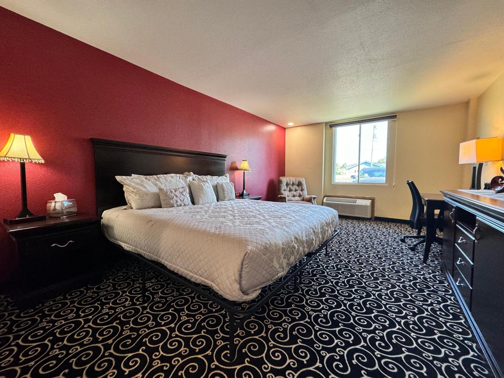 FairBridge Inn Express Hiawatha photo 11