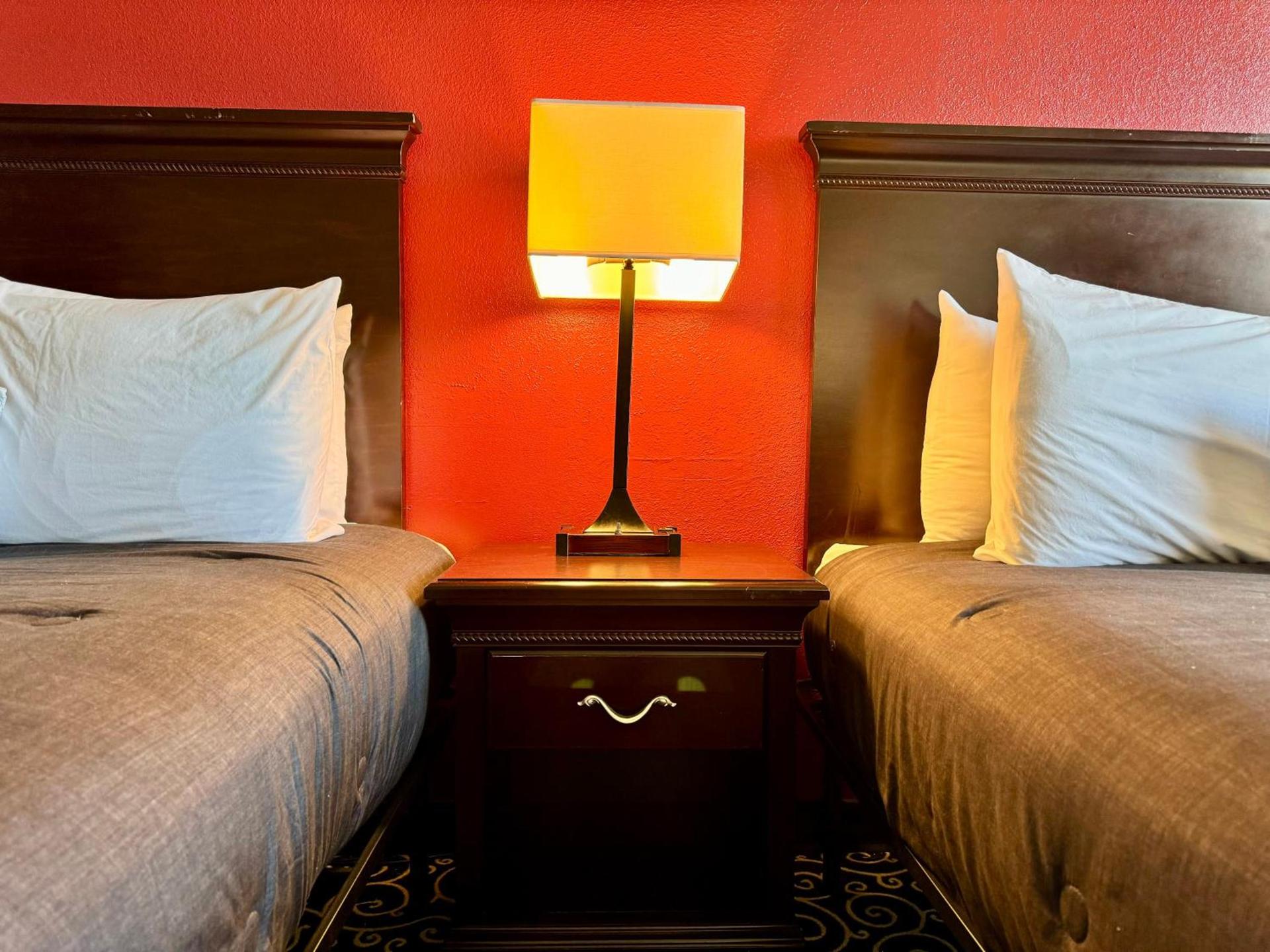 FairBridge Inn Express Hiawatha photo 14
