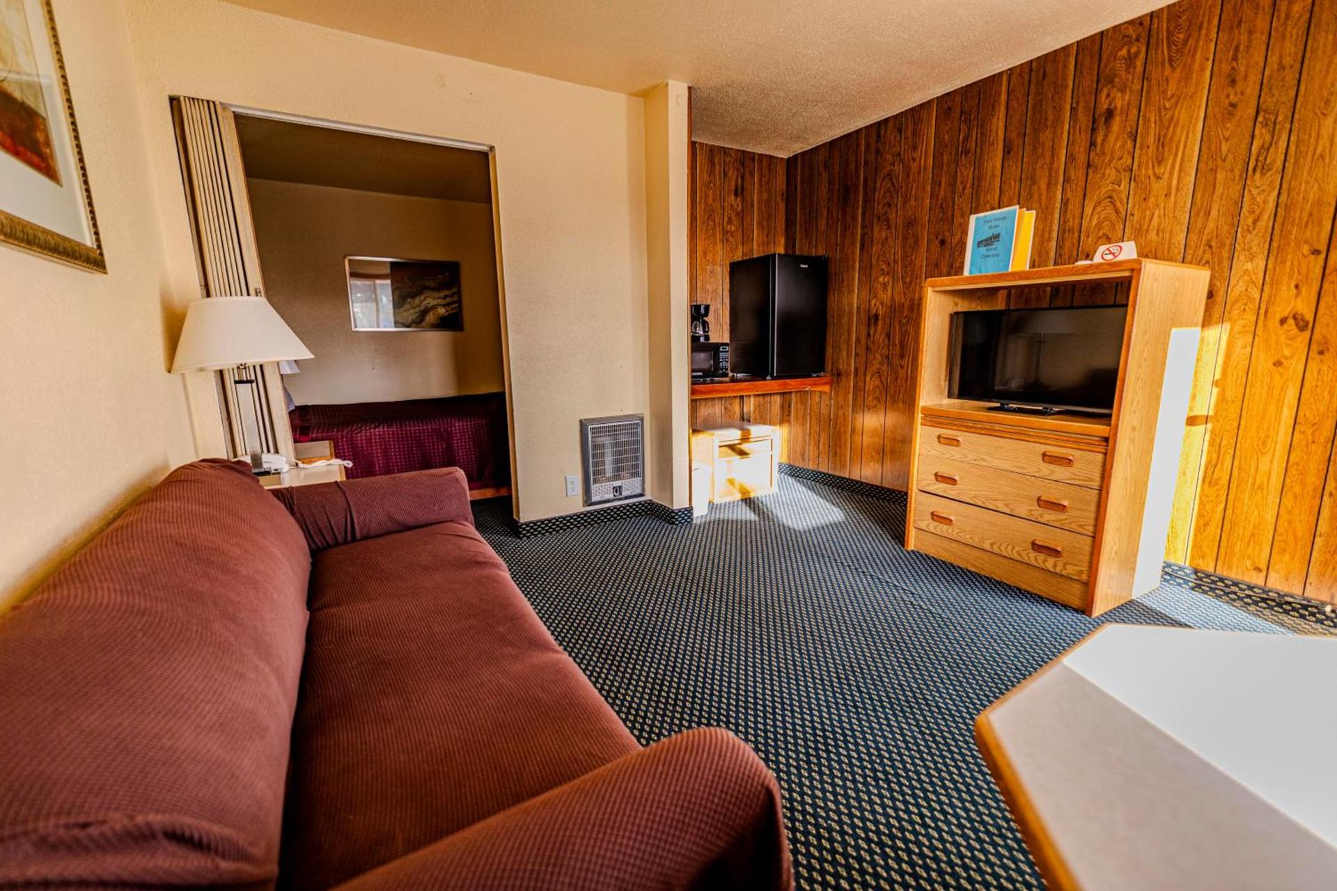 FourWinds INN photo 23
