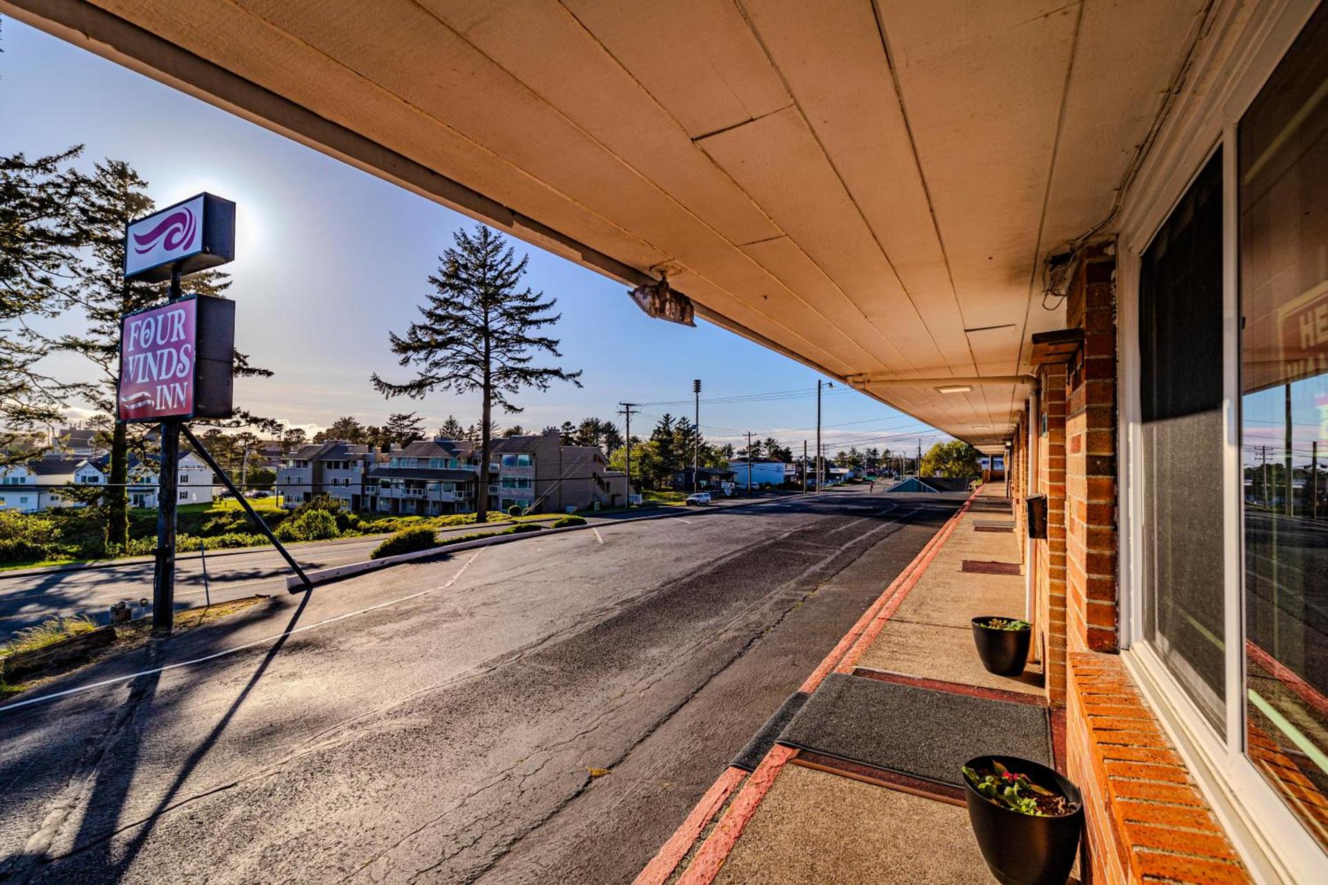 FourWinds INN photo 30